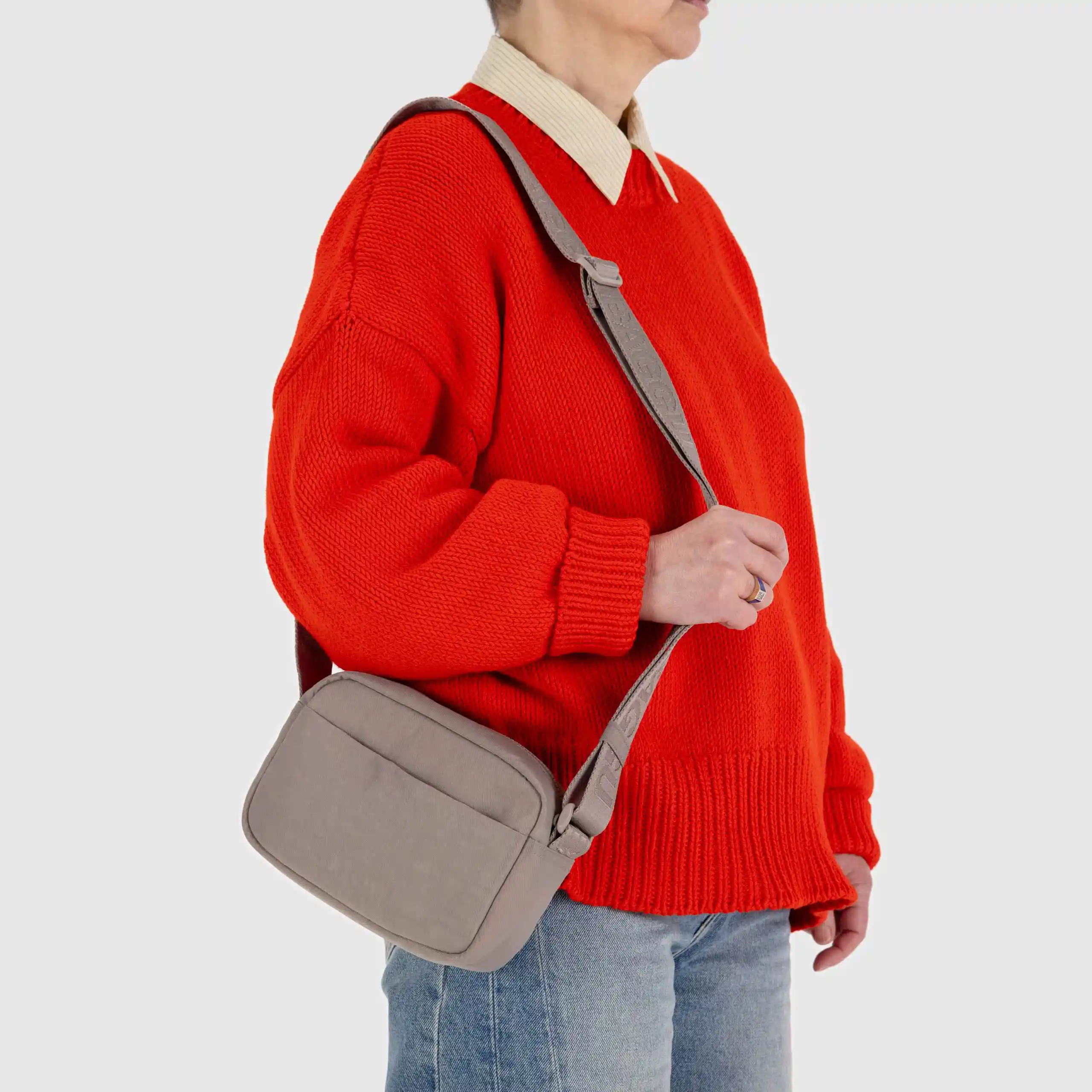 Baggu Camera Crossbody, dove - Image 2