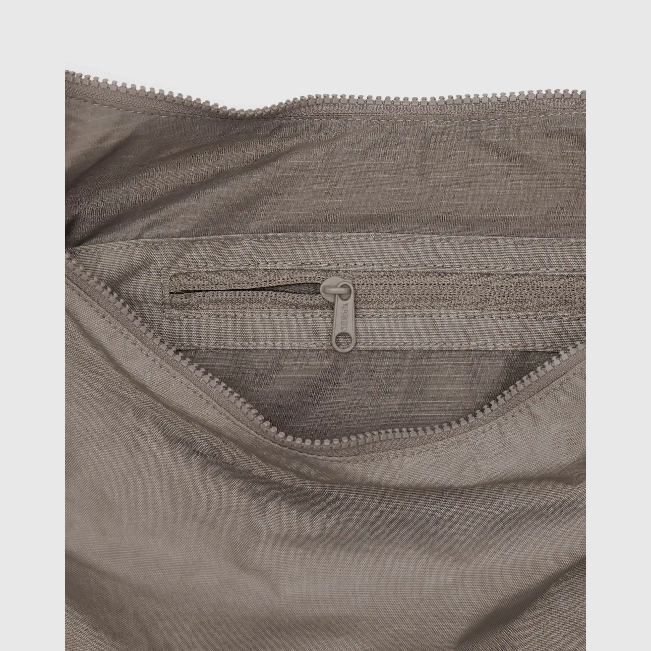 Baggu Large Nylon Crescent Bag, dove - Image 3