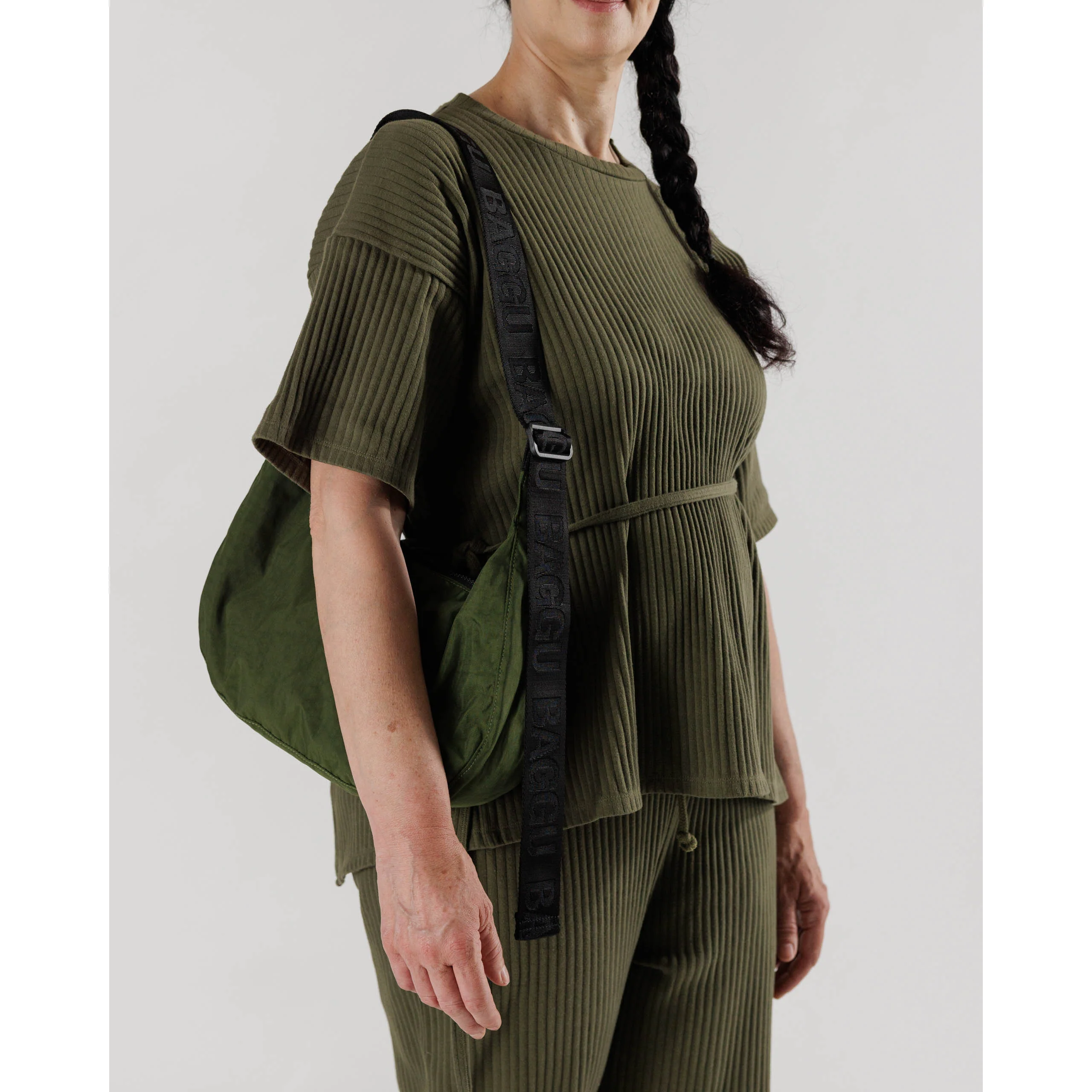 Baggu Medium Nylon Crescent Bag, Bay Laurel - Image 2