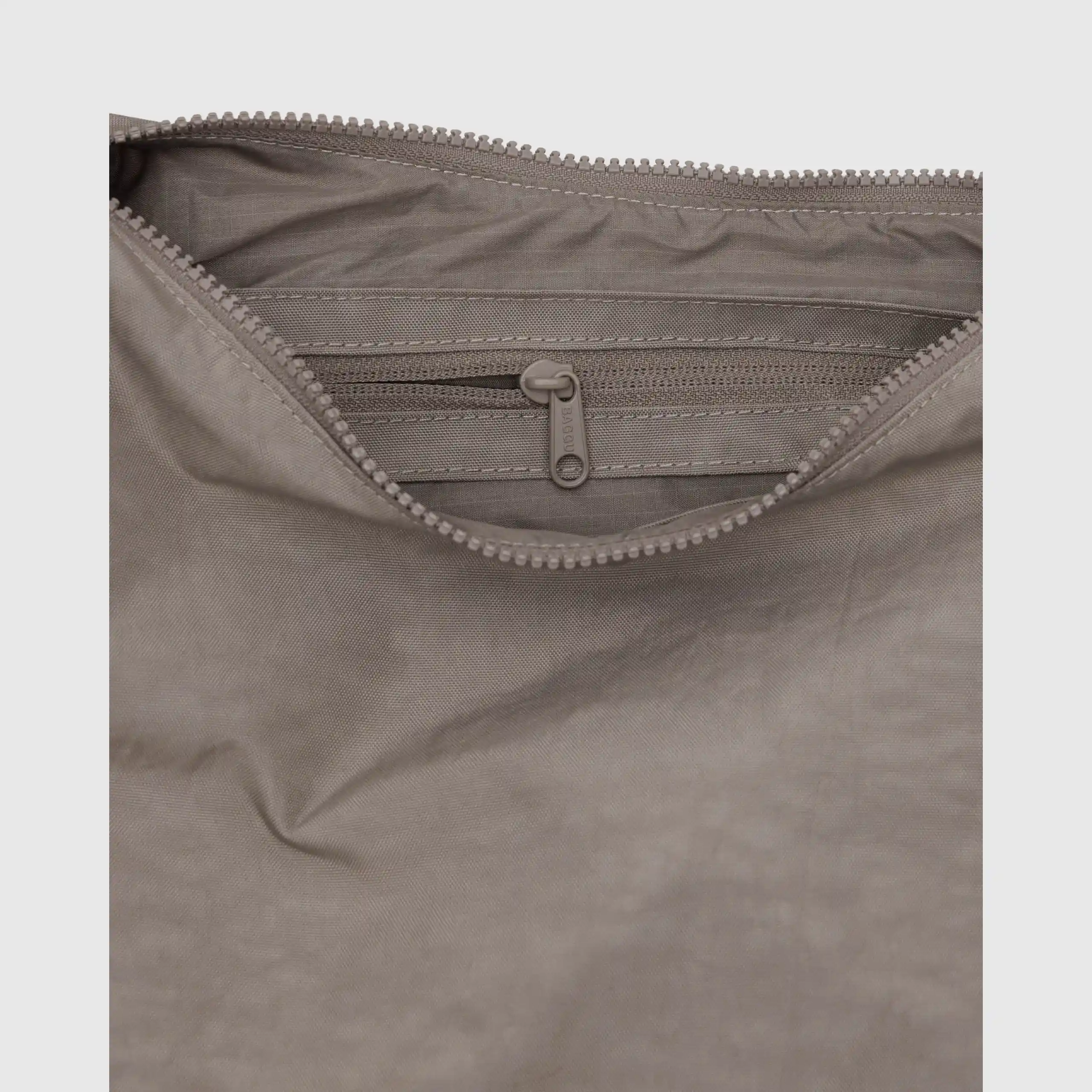 Baggu Medium Nylon Crescent Bag, dove - Image 3