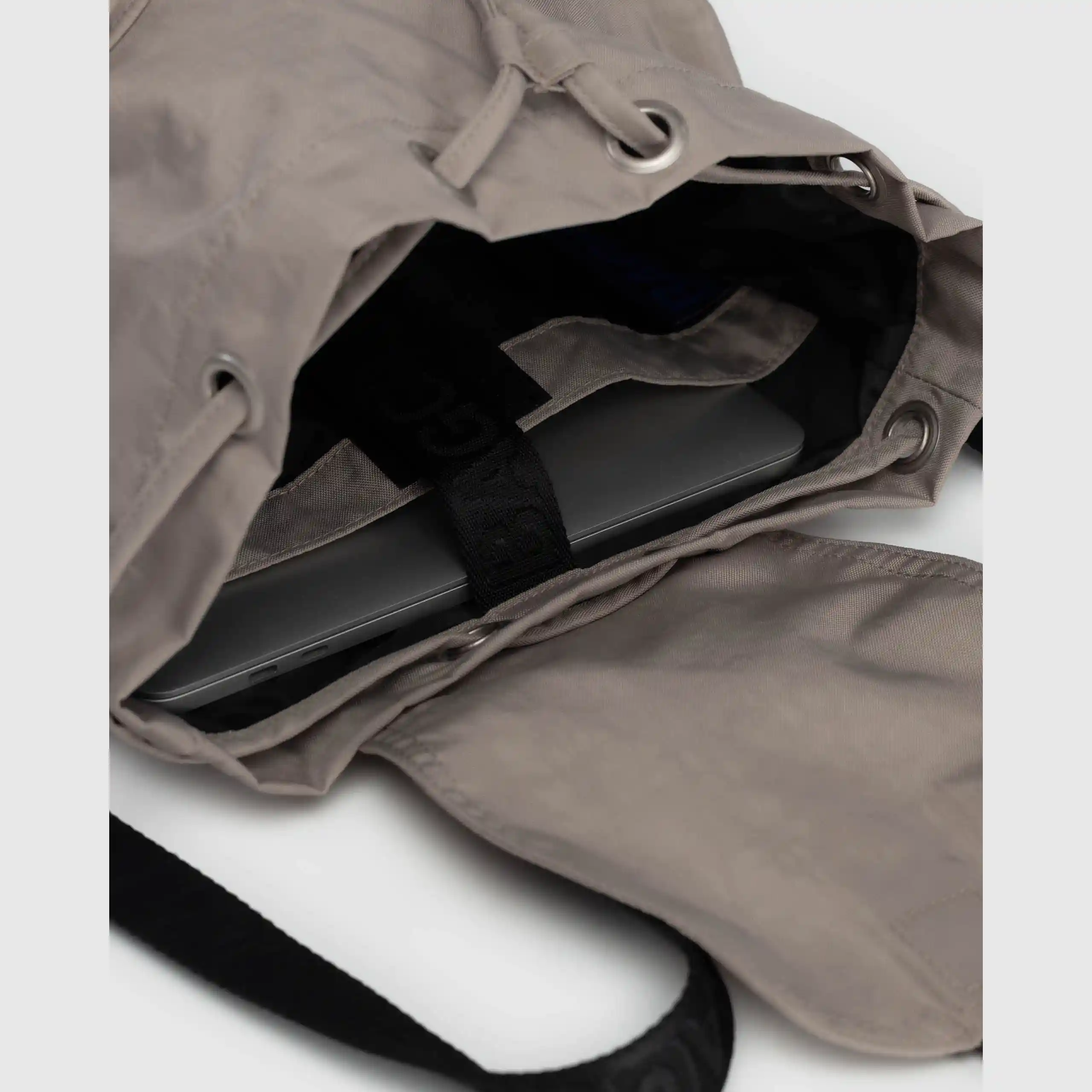 Baggu Sport Backpack, dove - Image 3