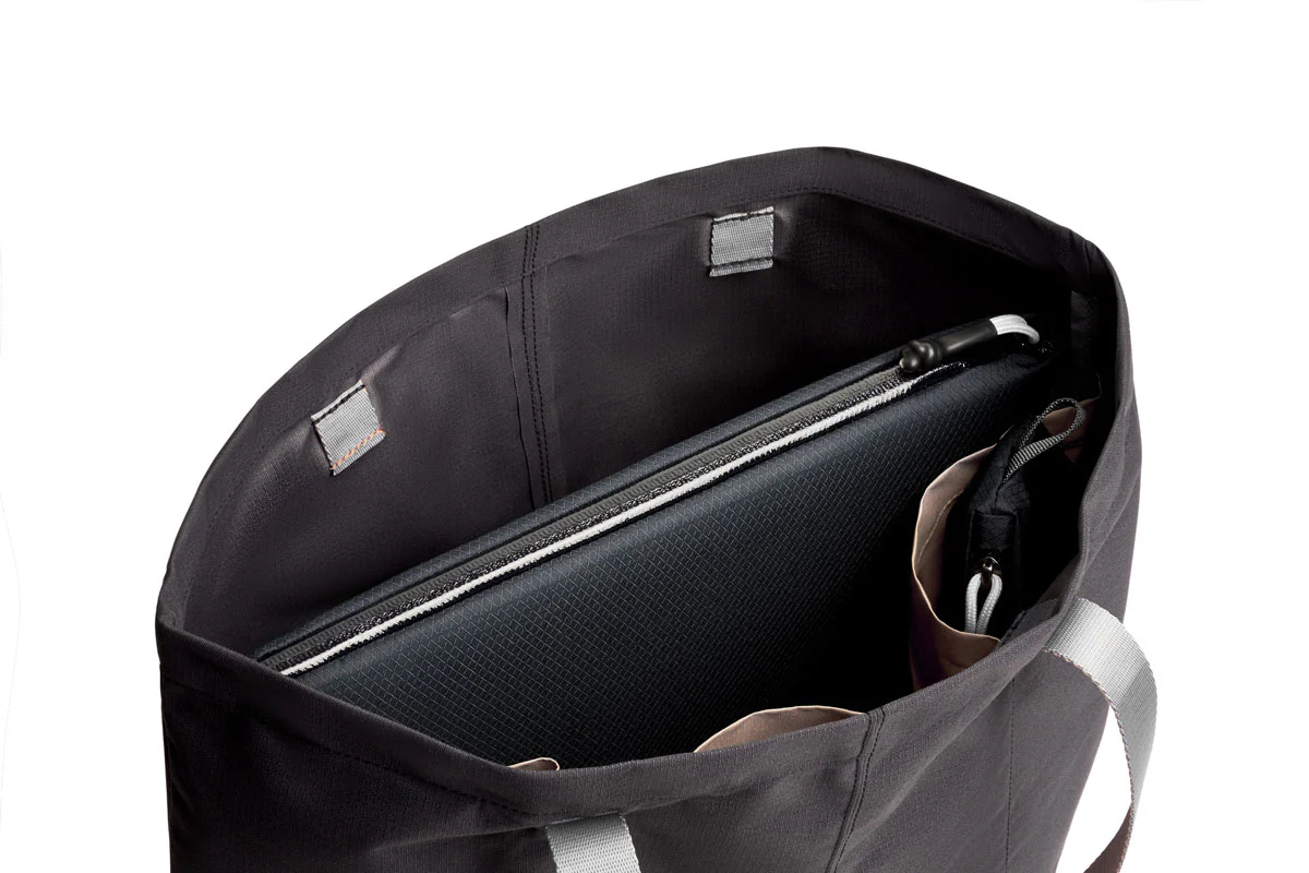 Bellroy Lite Laptop Sleeve 16", Shadow - Image 7