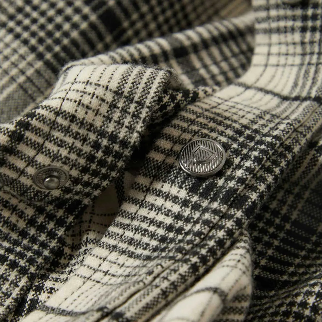 Brixton Builders Bowery Perf Flannel, off white/black - Image 6