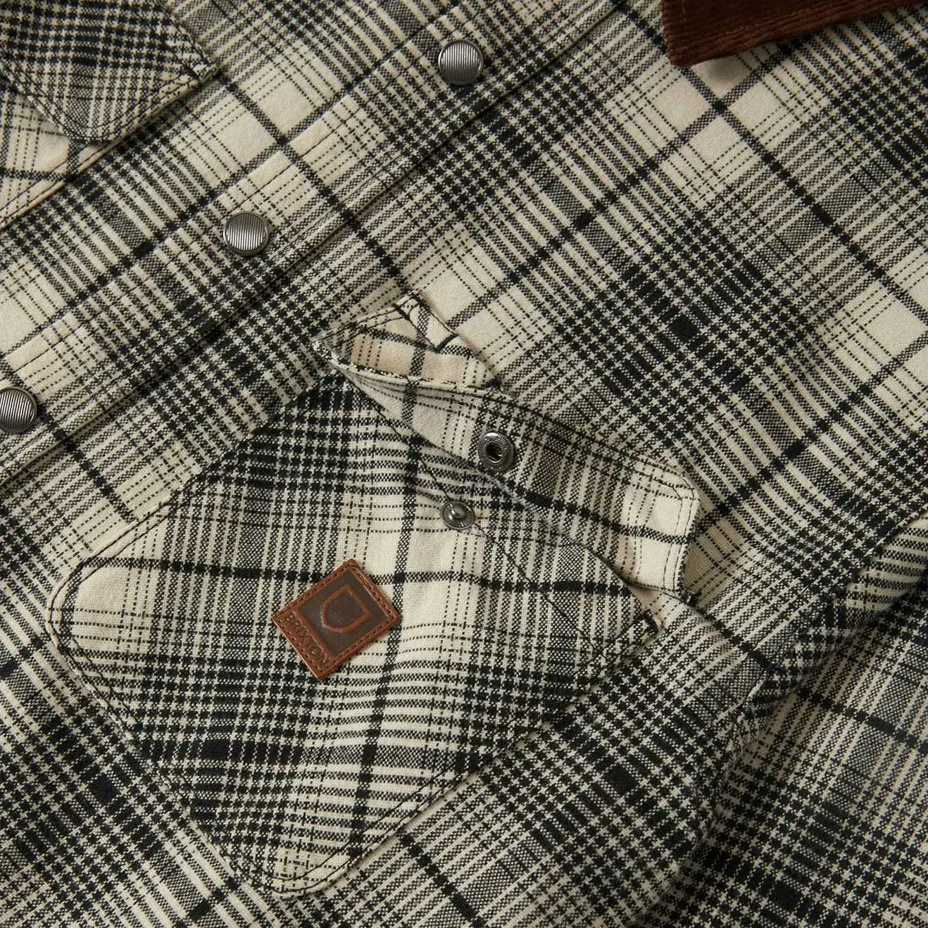 Brixton Builders Bowery Perf Flannel, off white/black - Image 7