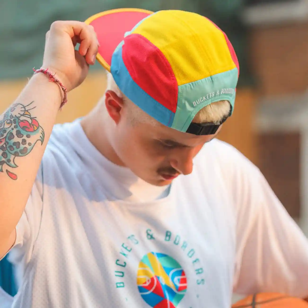 Buckets & Borders In The Paint Hat - Image 4