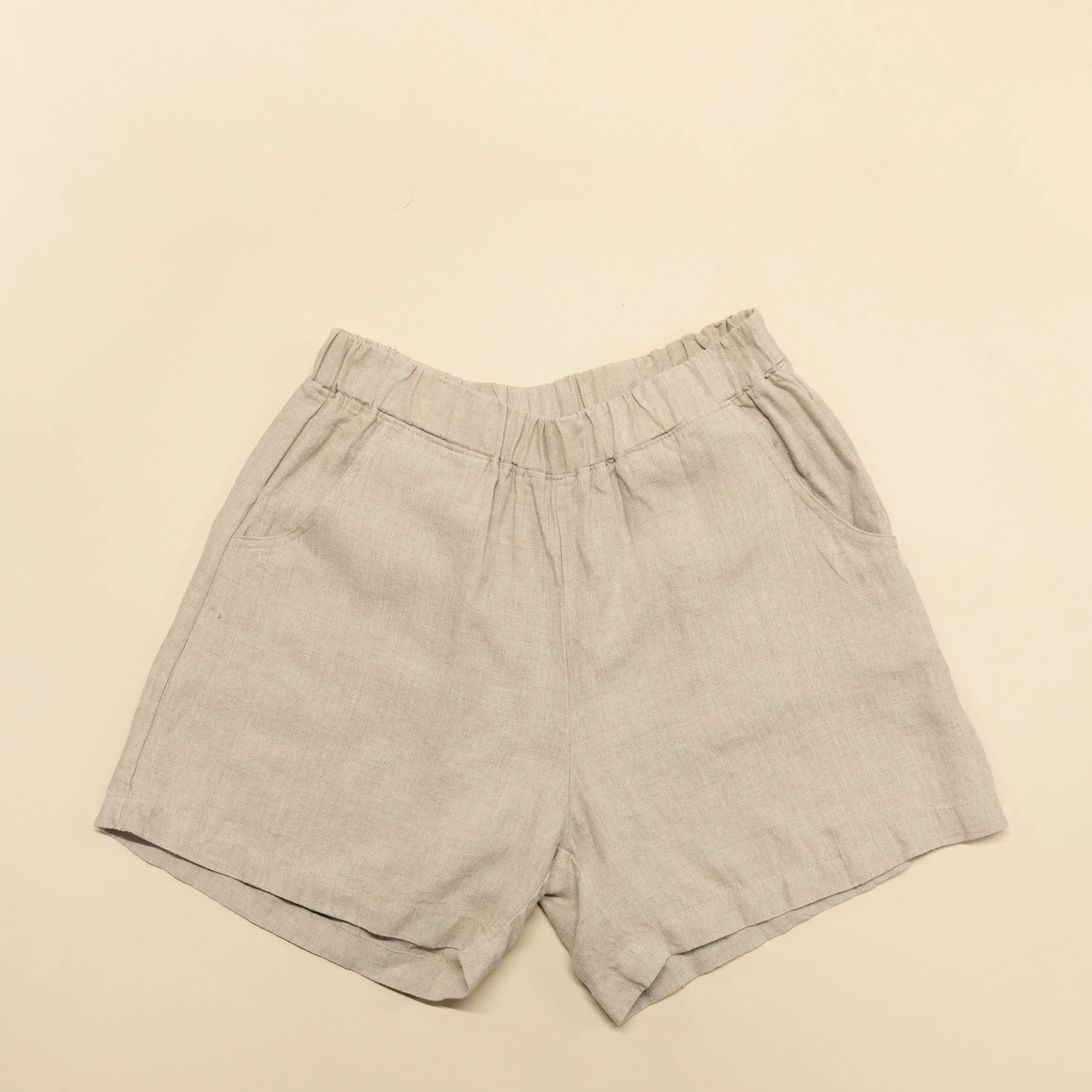 CUB Alia Shorts, taupe linen