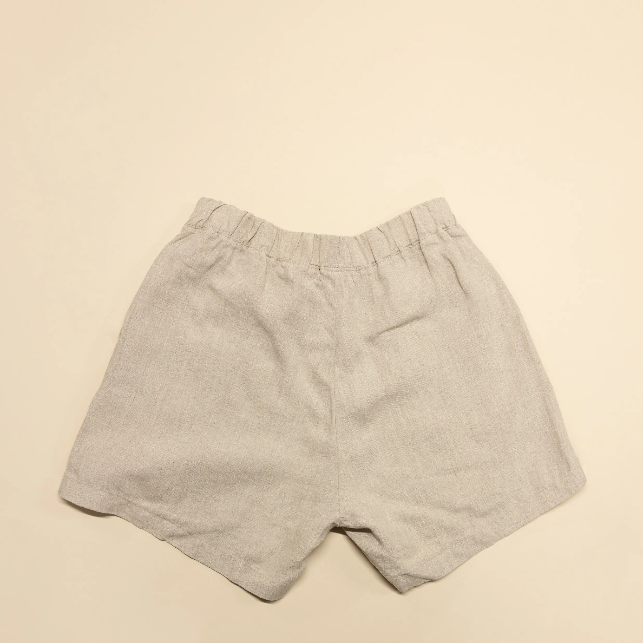 CUB Alia Shorts, taupe linen - Image 2