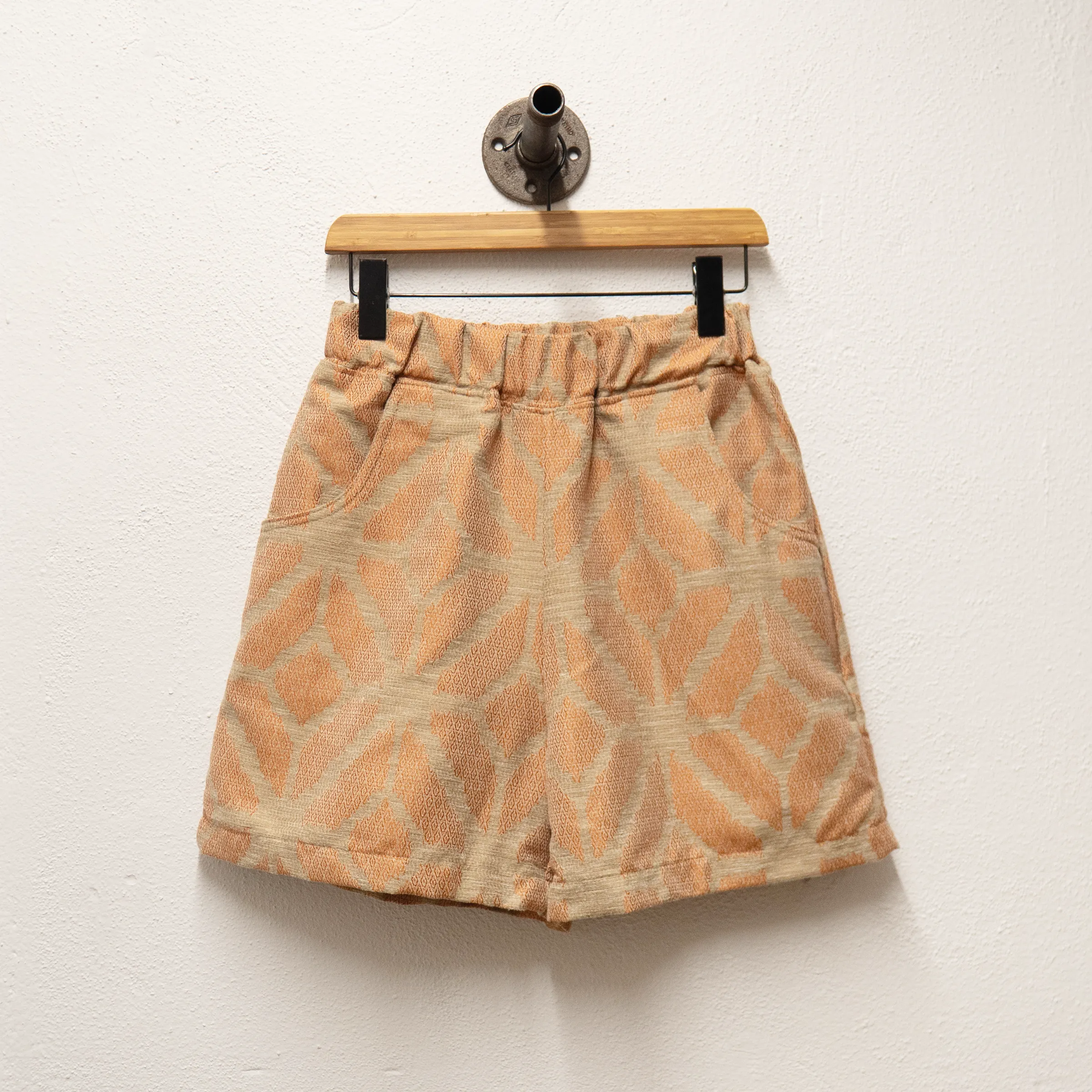 CUB Alia Shorts, white lotus