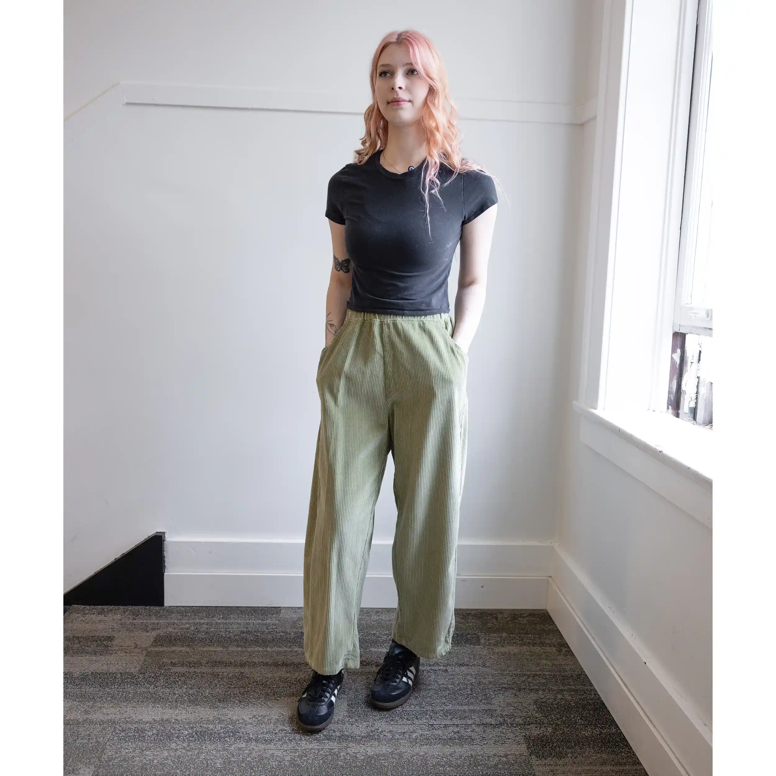 CUB Brett Pants, pistachio wide wale