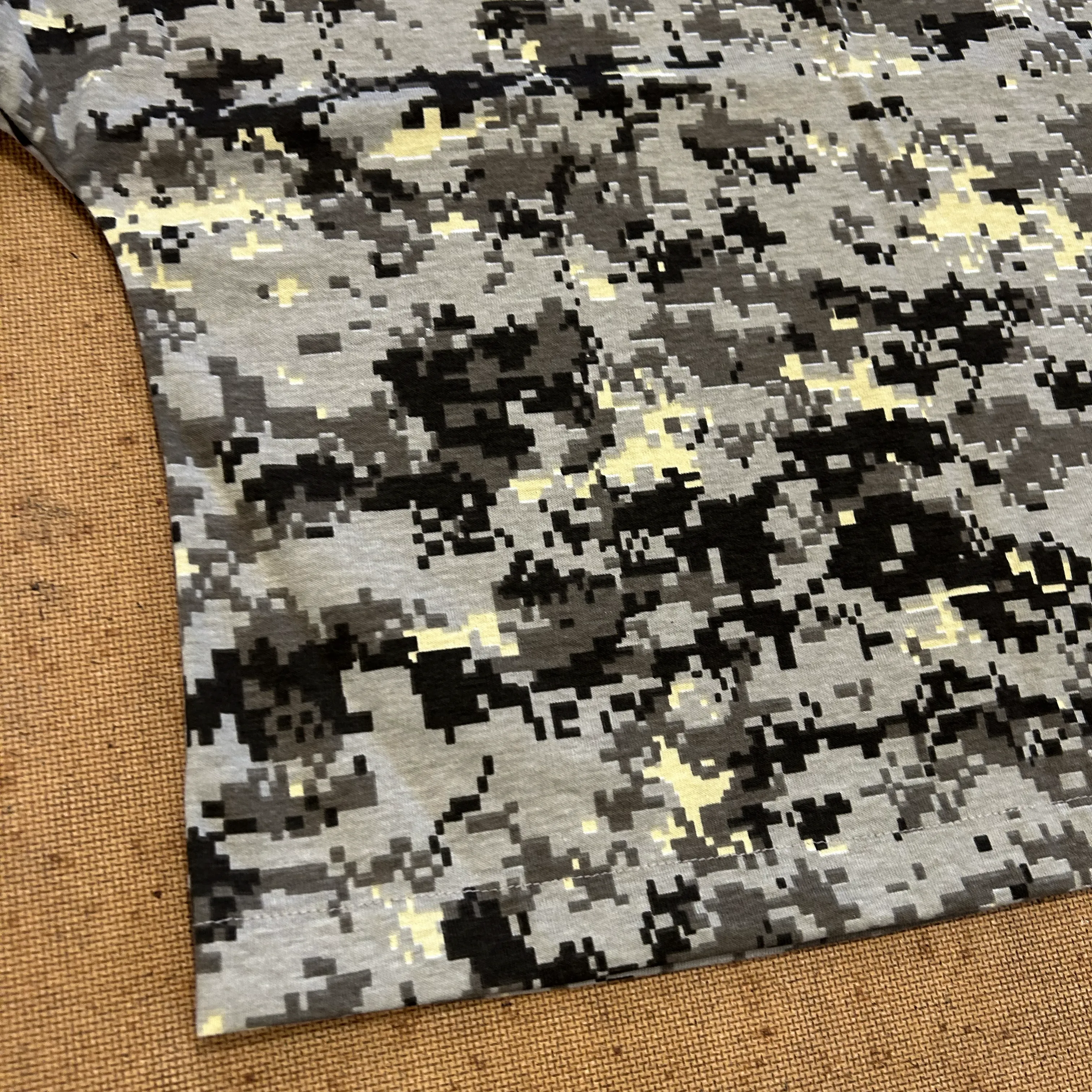 CUB Erin Tee, desert digi camo - Image 2