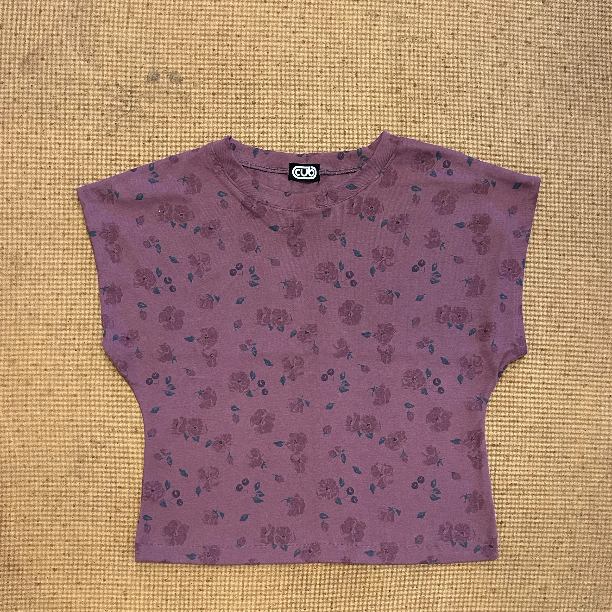 CUB Erin Tee, plum floral