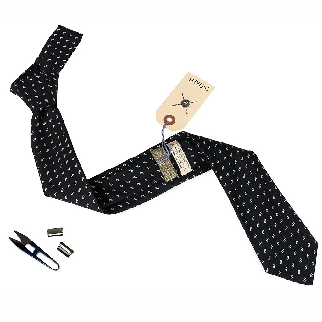 Cursor & Thread Infiniti neck tie - black print