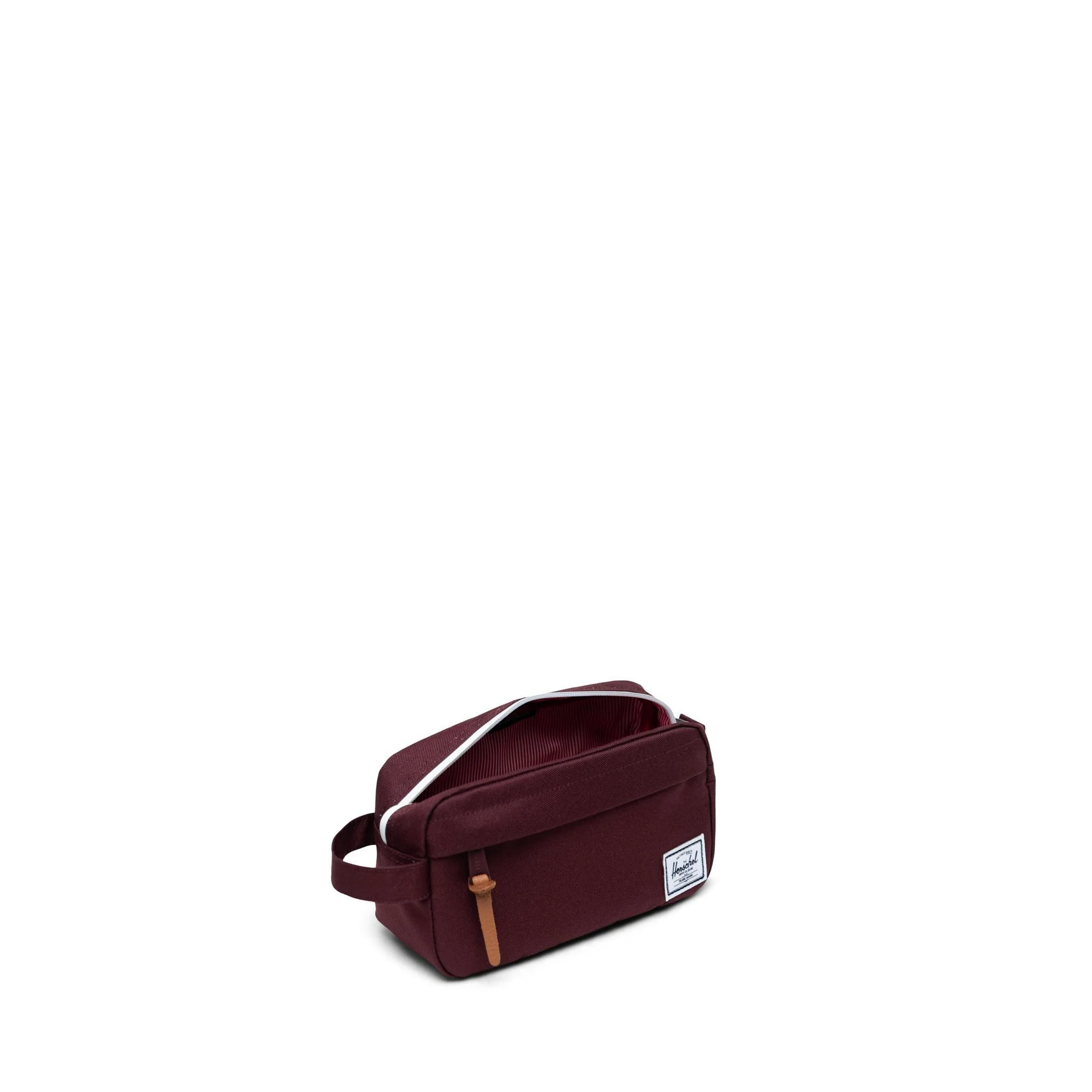 Herschel Chapter Carry On travel kit, plum - Image 2