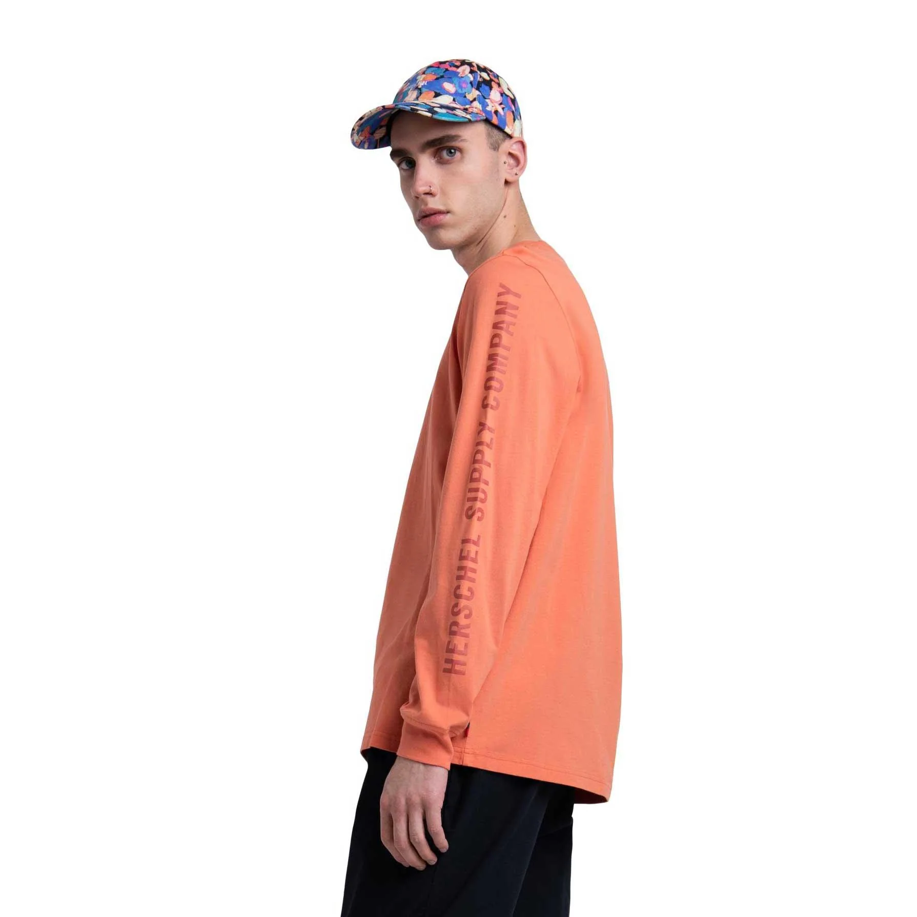 Herschel Men's classic logo L/S jersey tee - Image 2