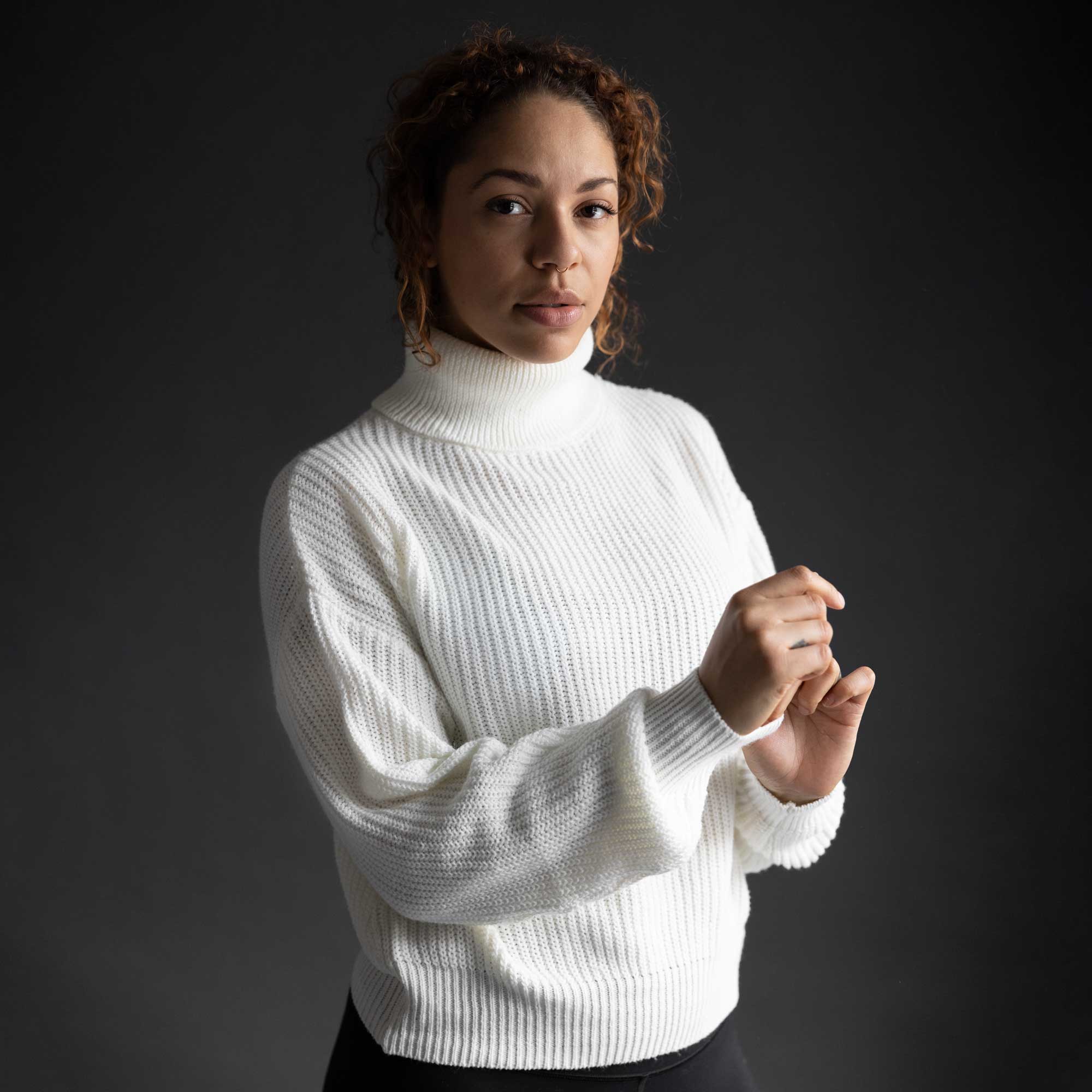 Hume Womens Oversized Turtleneck Sweater - Image 2