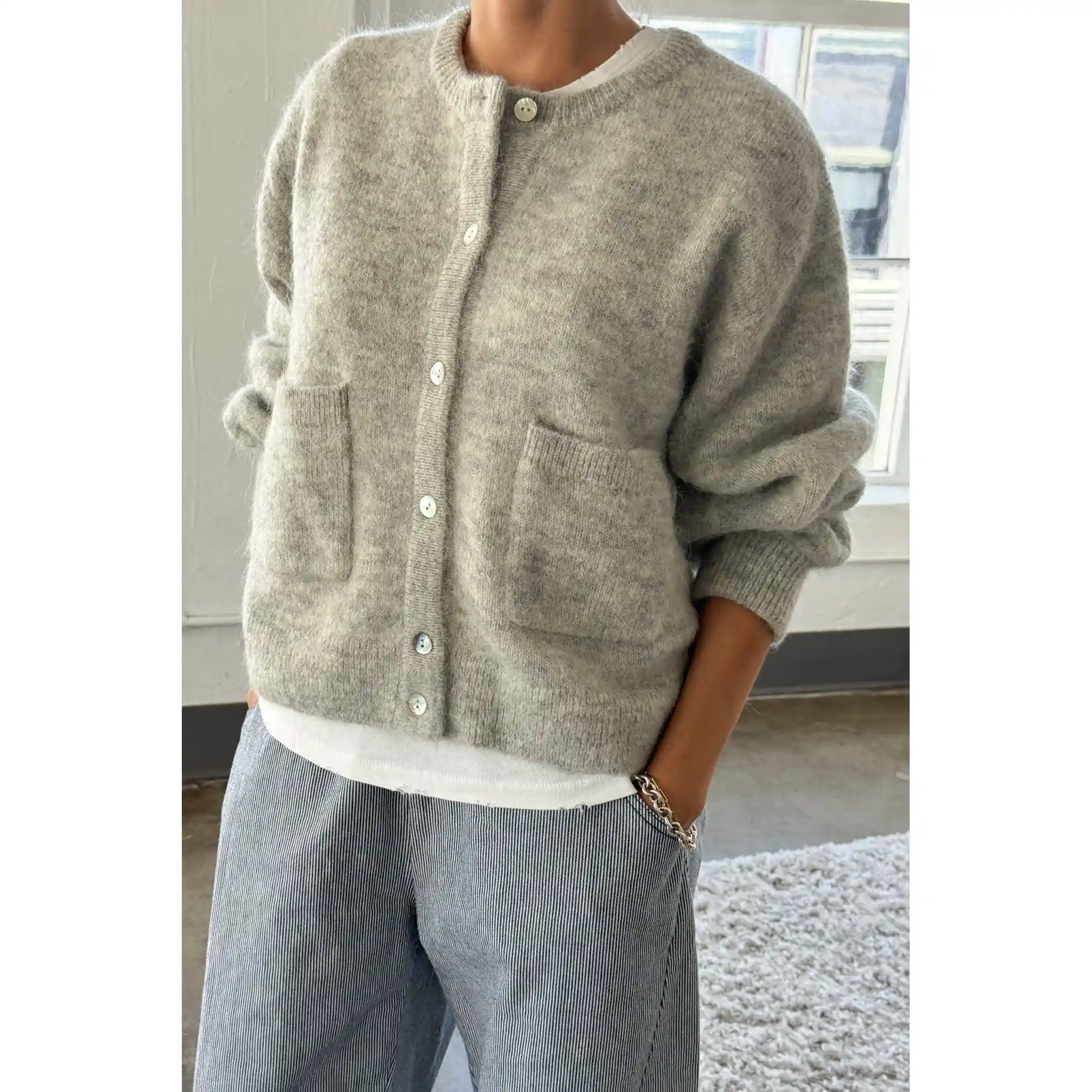 Le Bon Shoppe Womens Amélie Alpaca Cardigan, light grey - Image 2