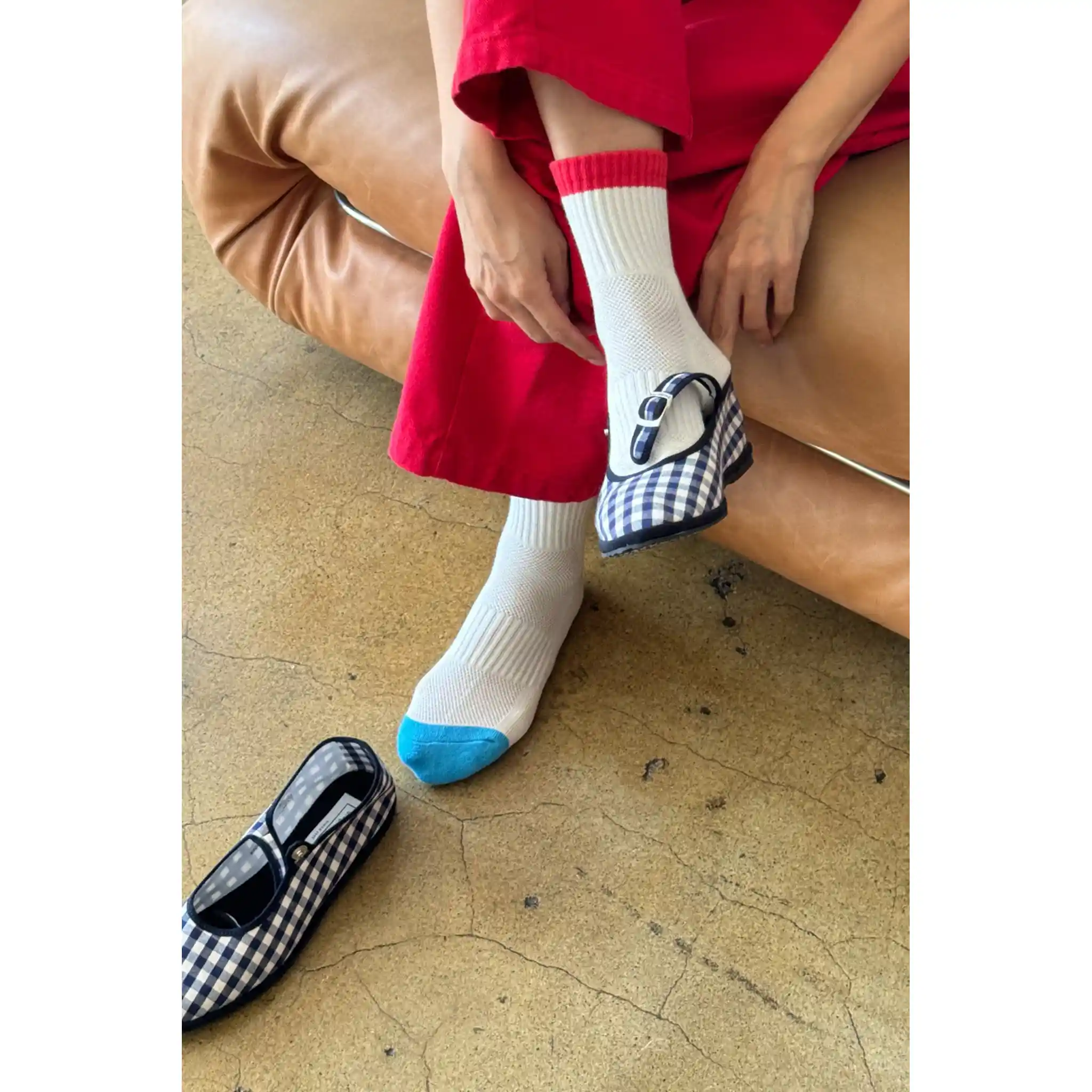 Le Bon Shoppe Womens Color Block Girlfriend Socks, blue red - Image 5