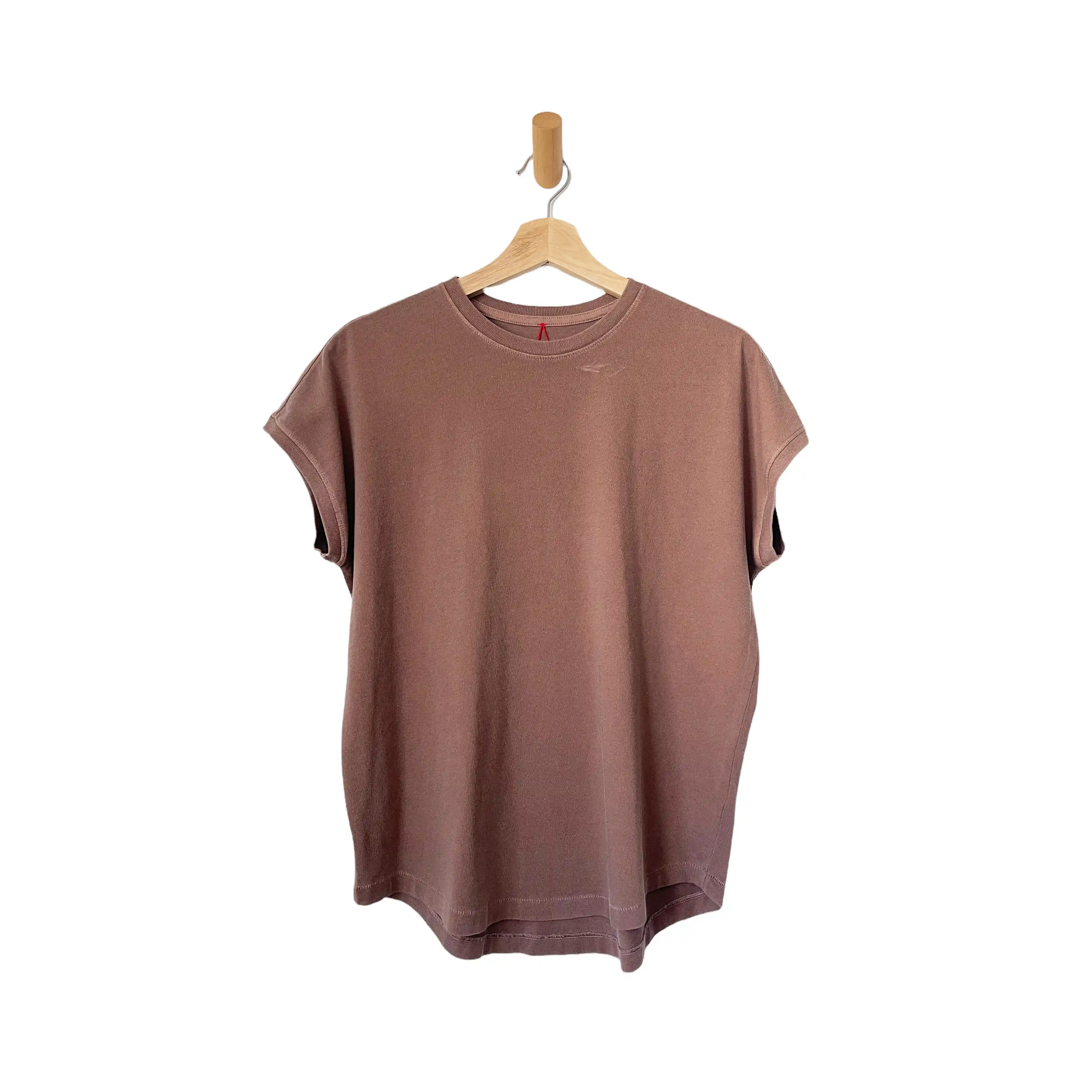 Le Bon Shoppe Ease Tee, chocolate - Image 2