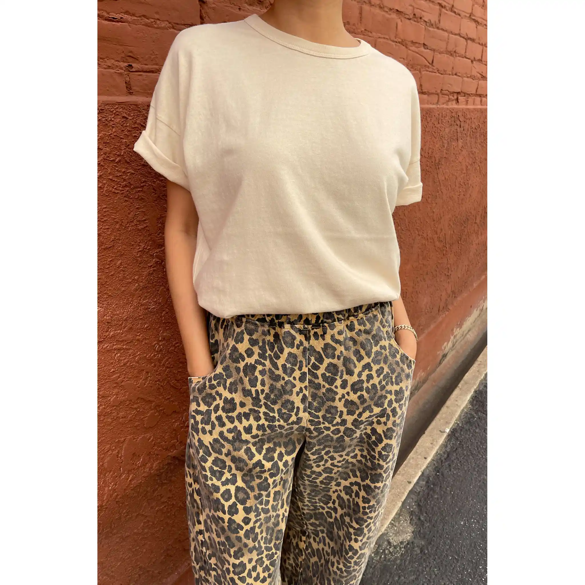 Le Bon Shoppe Her Tee, bone