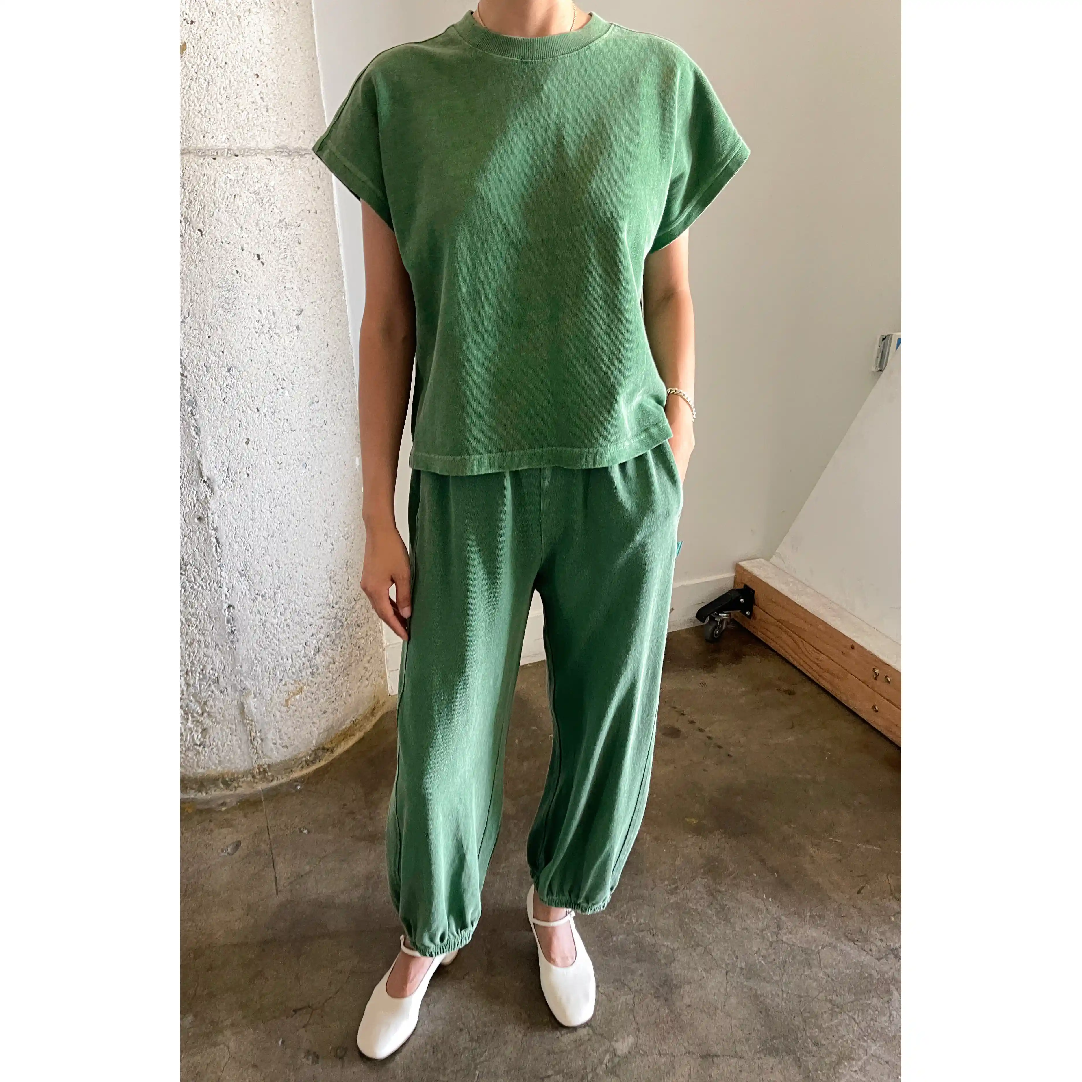 Le Bon Shoppe Jeanne Tee, basil - Image 4
