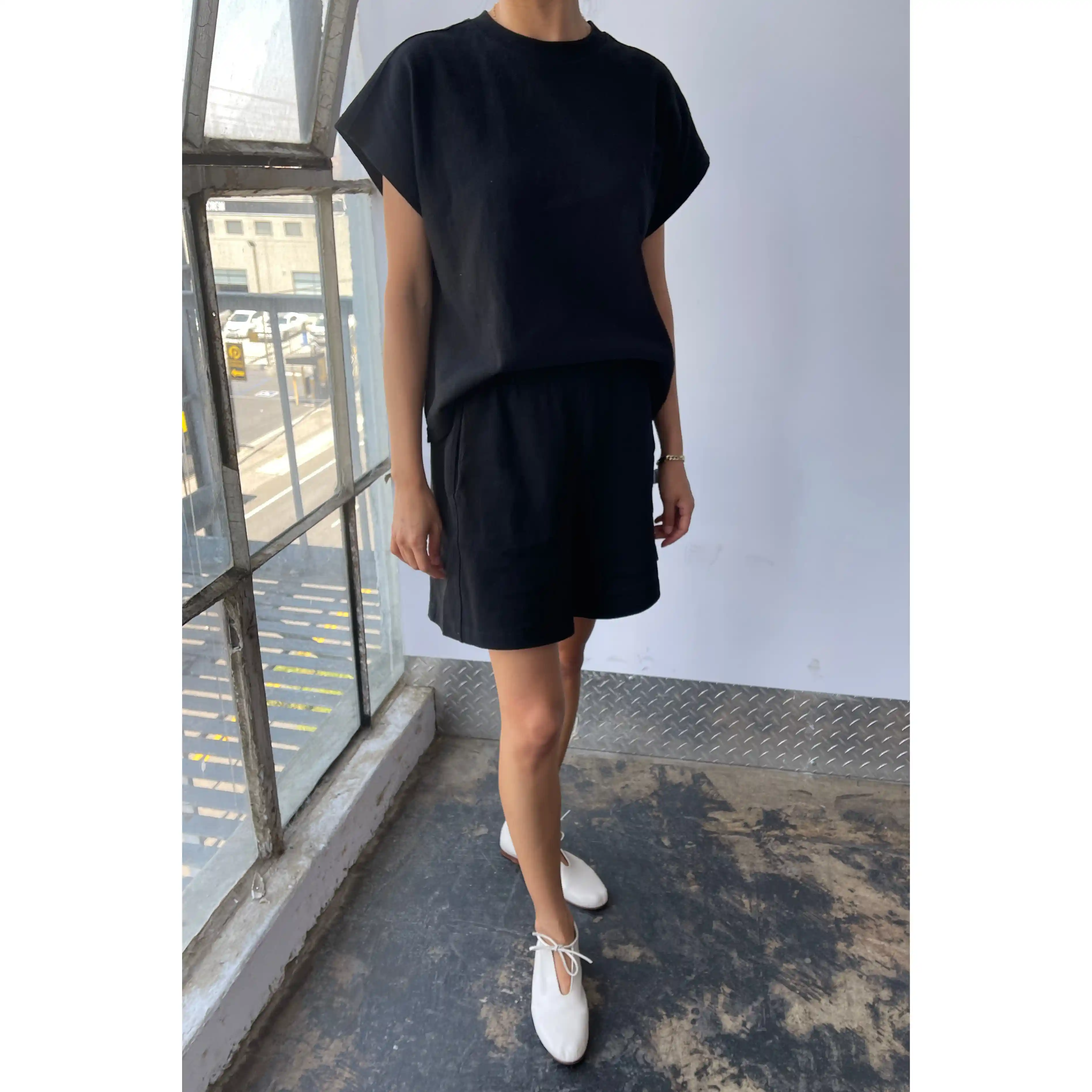 Le Bon Shoppe Jeanne Tee, black - Image 5