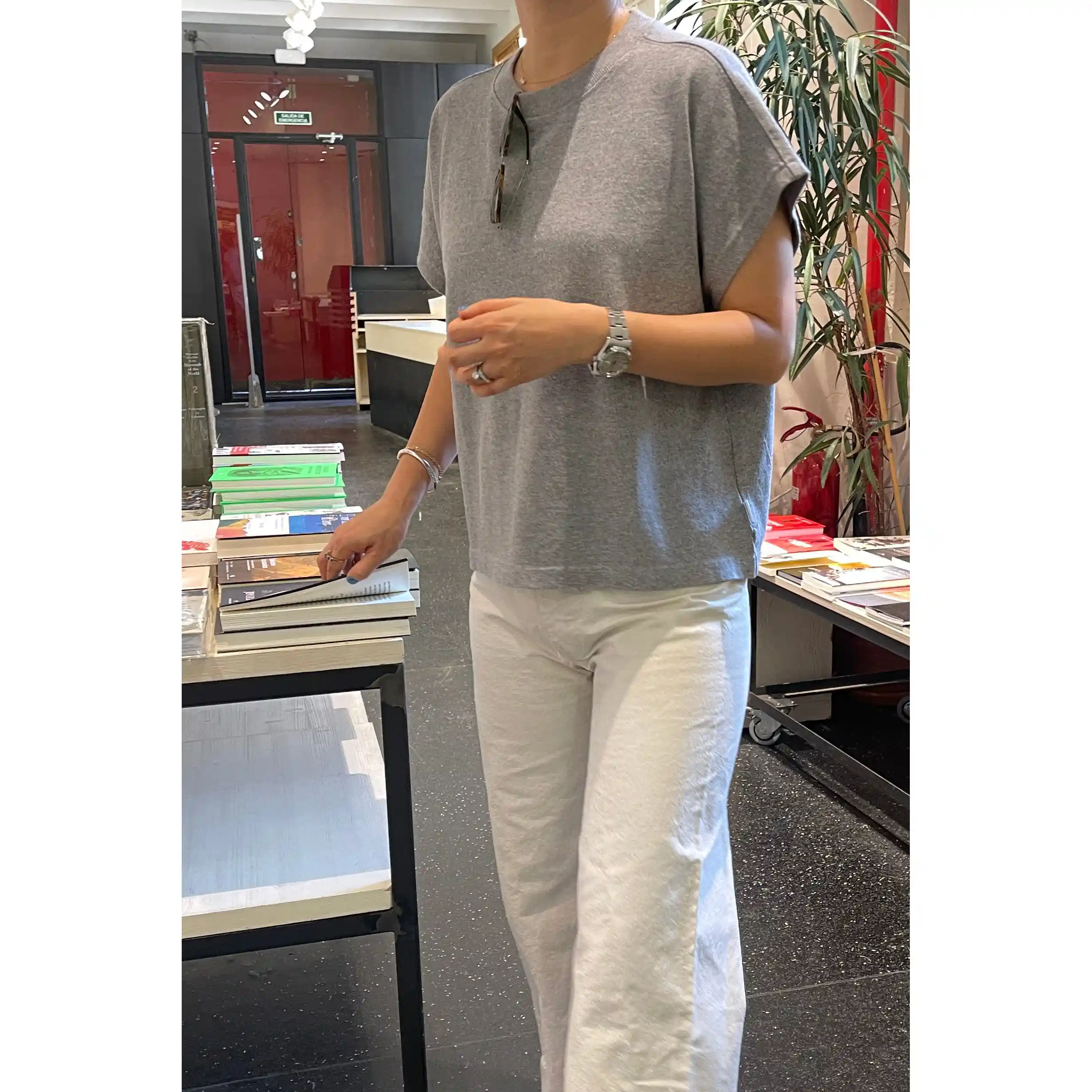 Le Bon Shoppe Womens Jeanne Tee, heather grey - Image 6