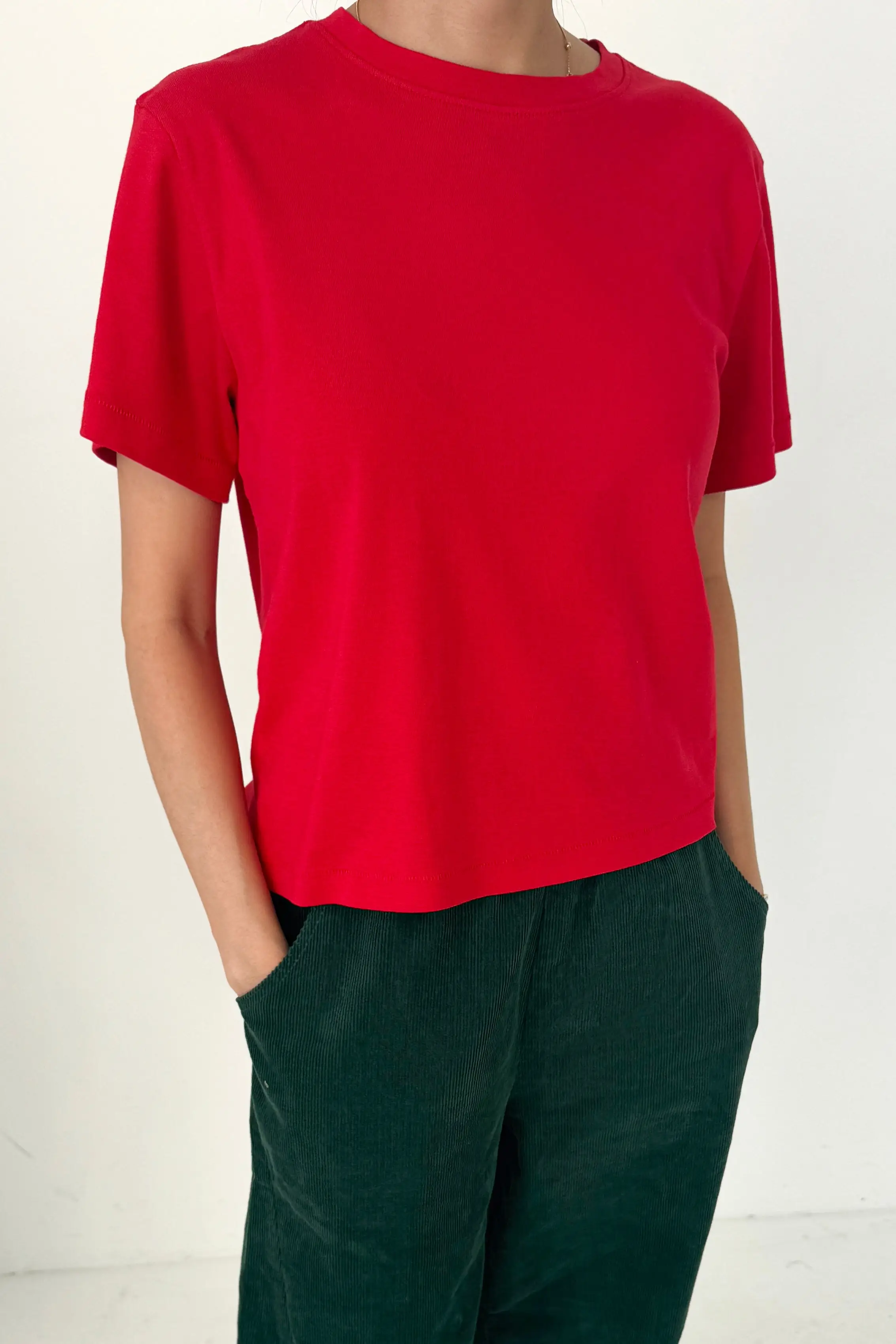 Le Bon Shoppe Noel Tee, chili