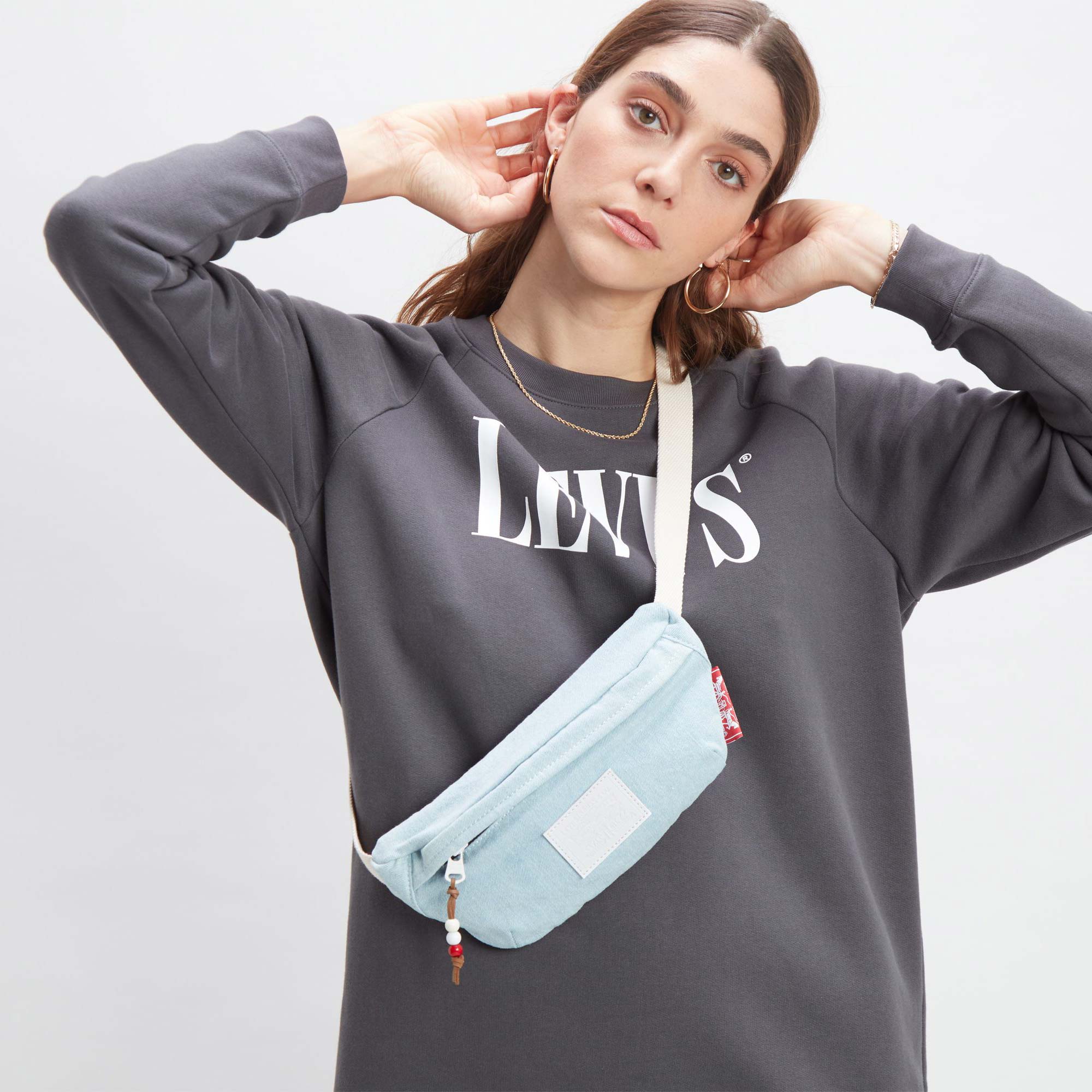Levi's Banana Sling, Light Blue Denim - Image 3