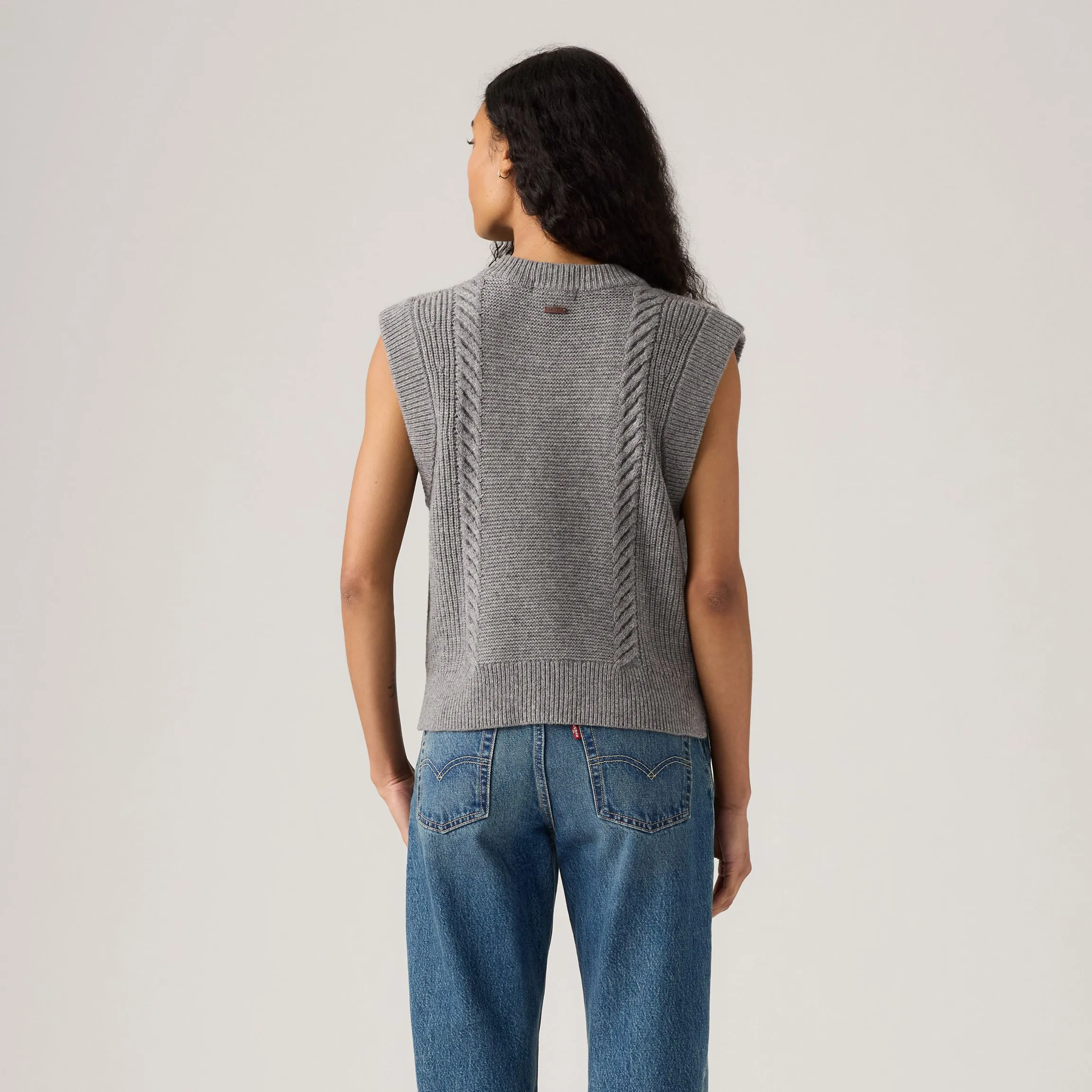 Levi's Womens Ines Cable Sweater Vest, mid heather gray - Image 4