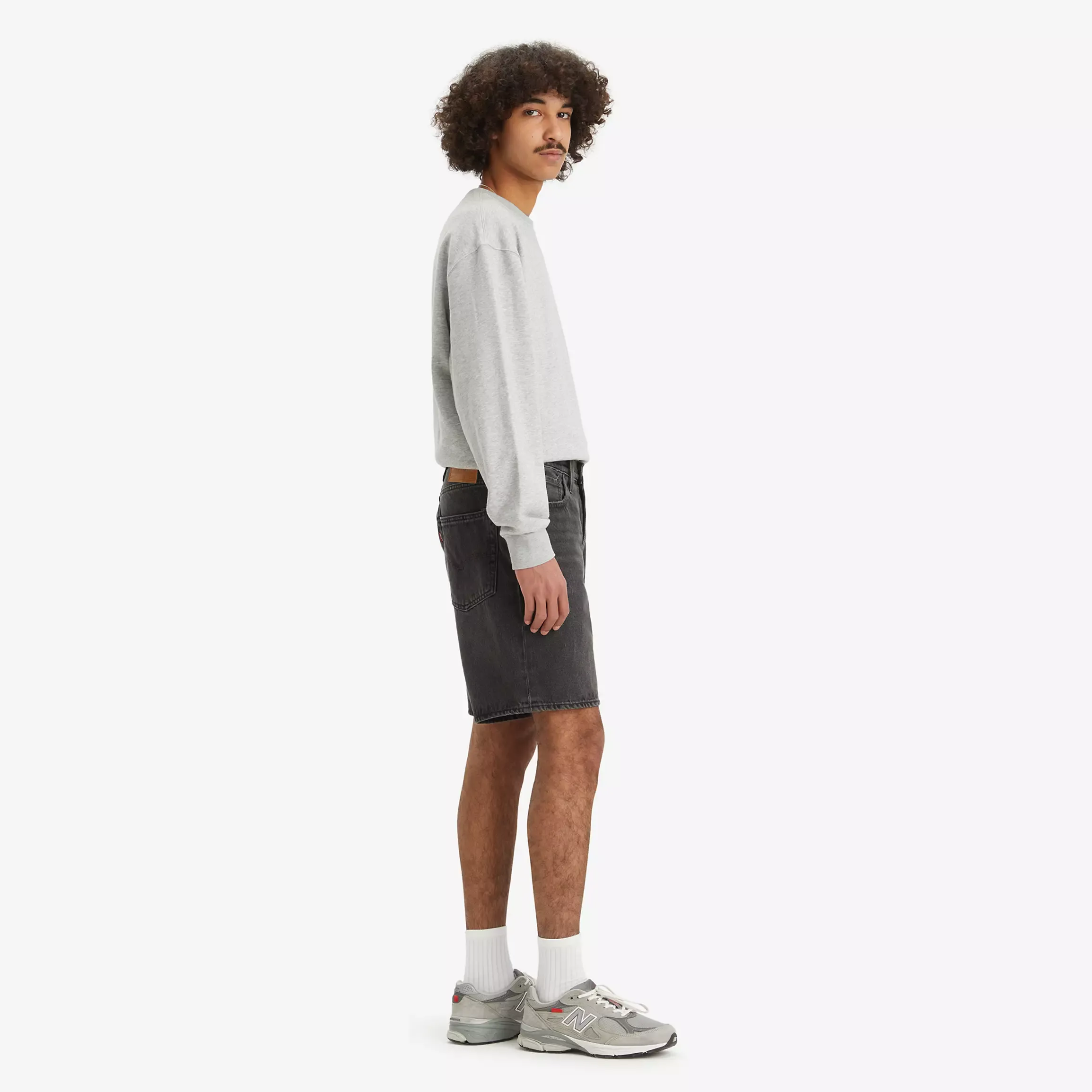 Levi's 468 Loose Shorts, we got motion - Image 4