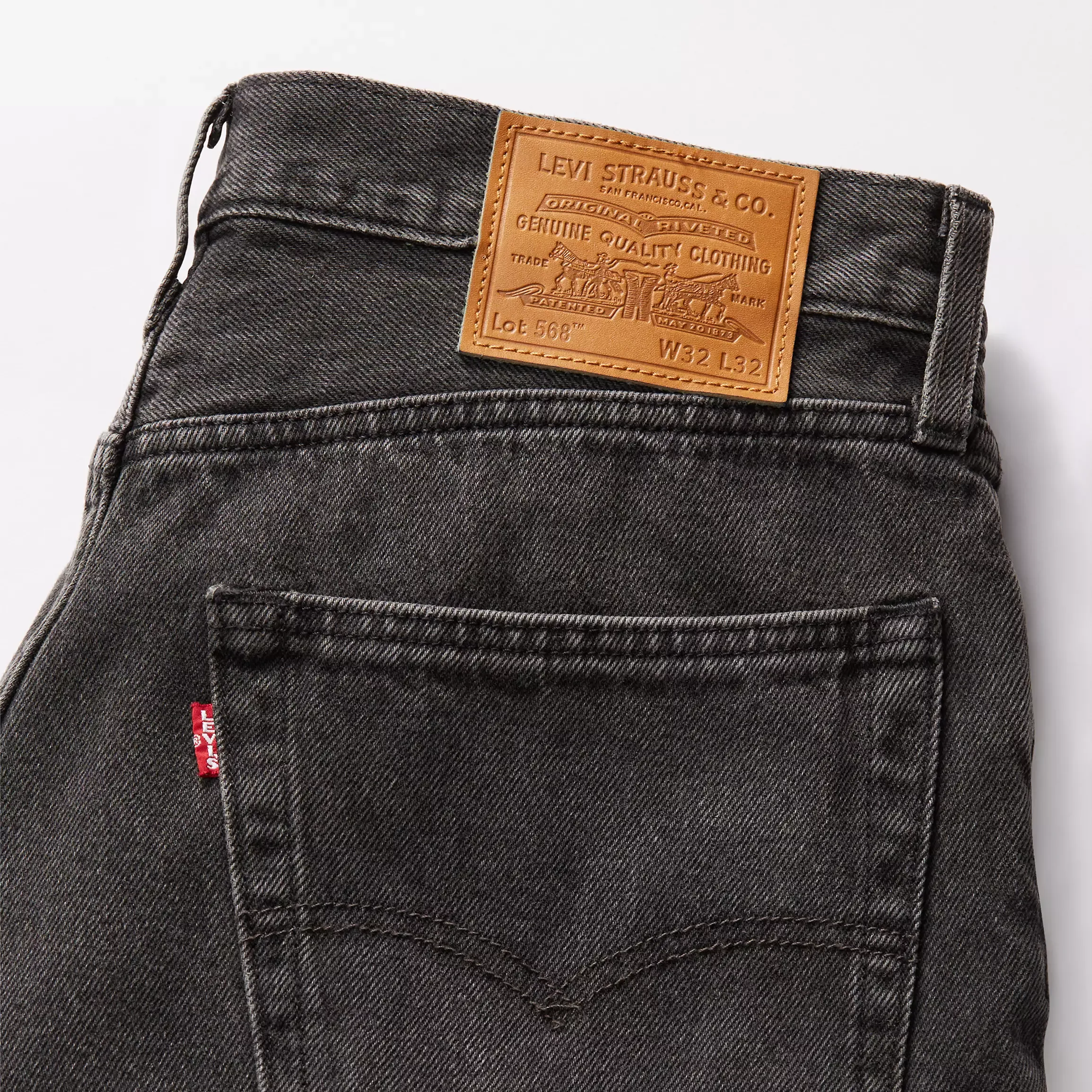 Levi's 468 Loose Shorts, we got motion - Image 6