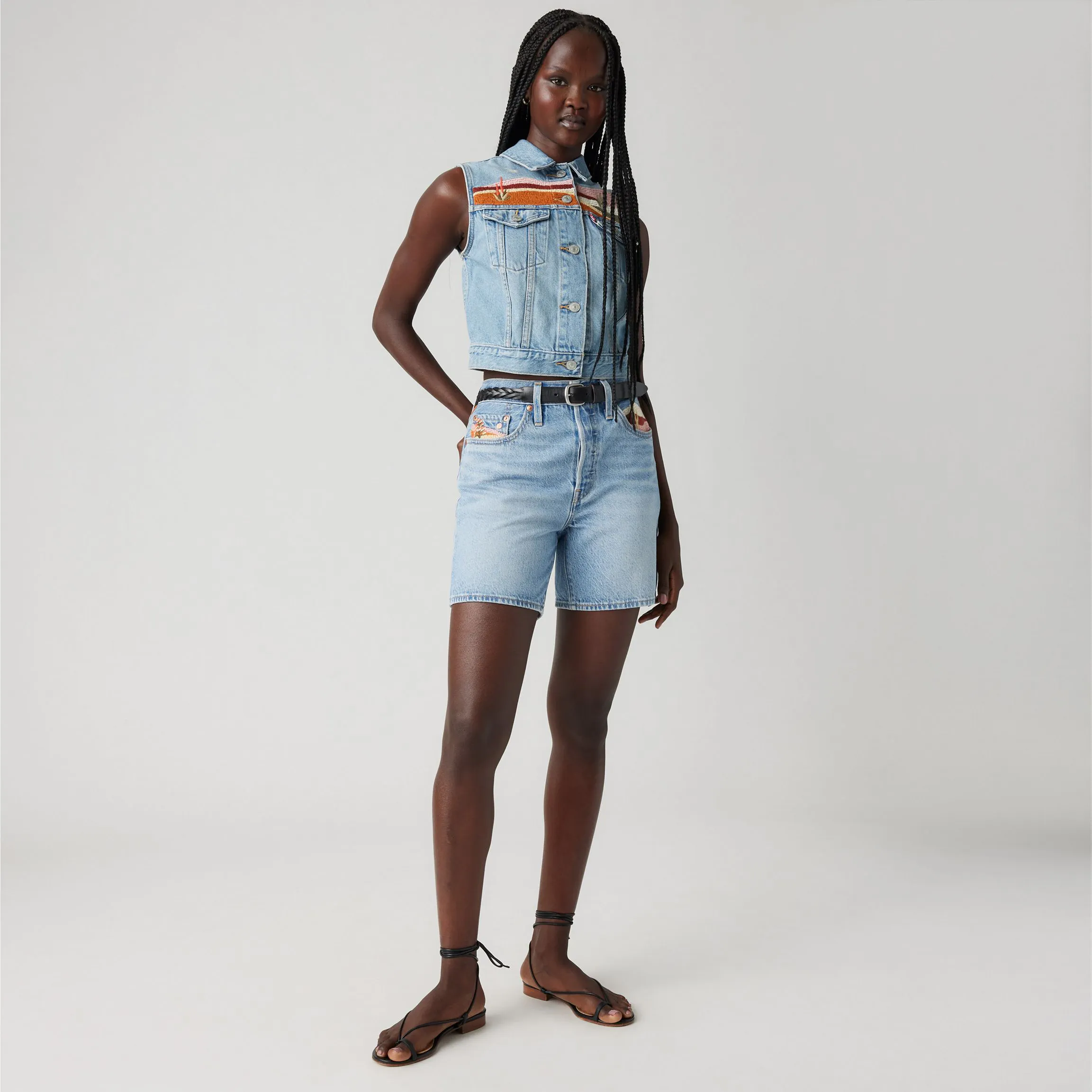 Levi's Womens 501® Mid Thigh Short, desert utopia - Image 2