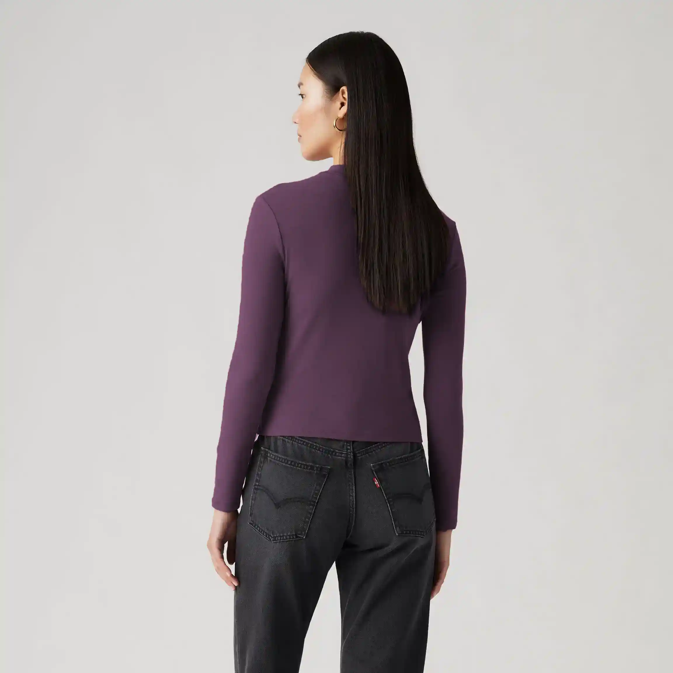 Levi's Womens Effortless Long Sleeve Tee, plum perfect - Image 2