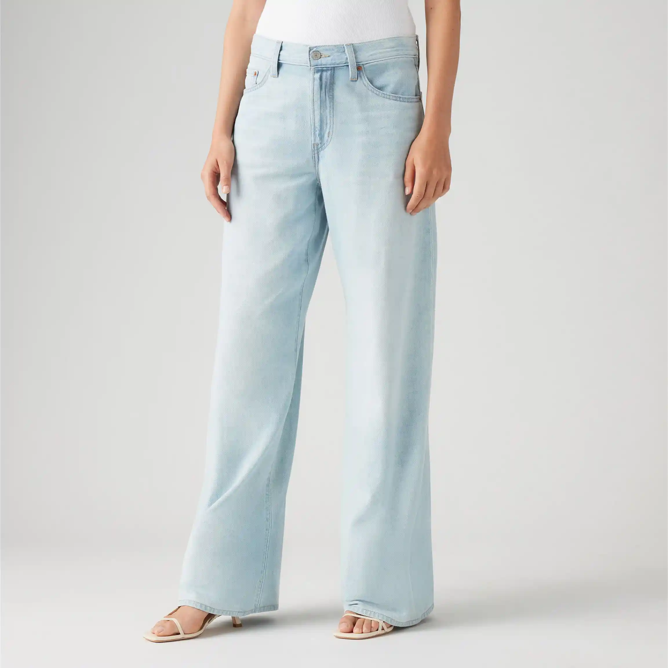 Levi's Womens XL Straight Denim, luxury trip - Image 2