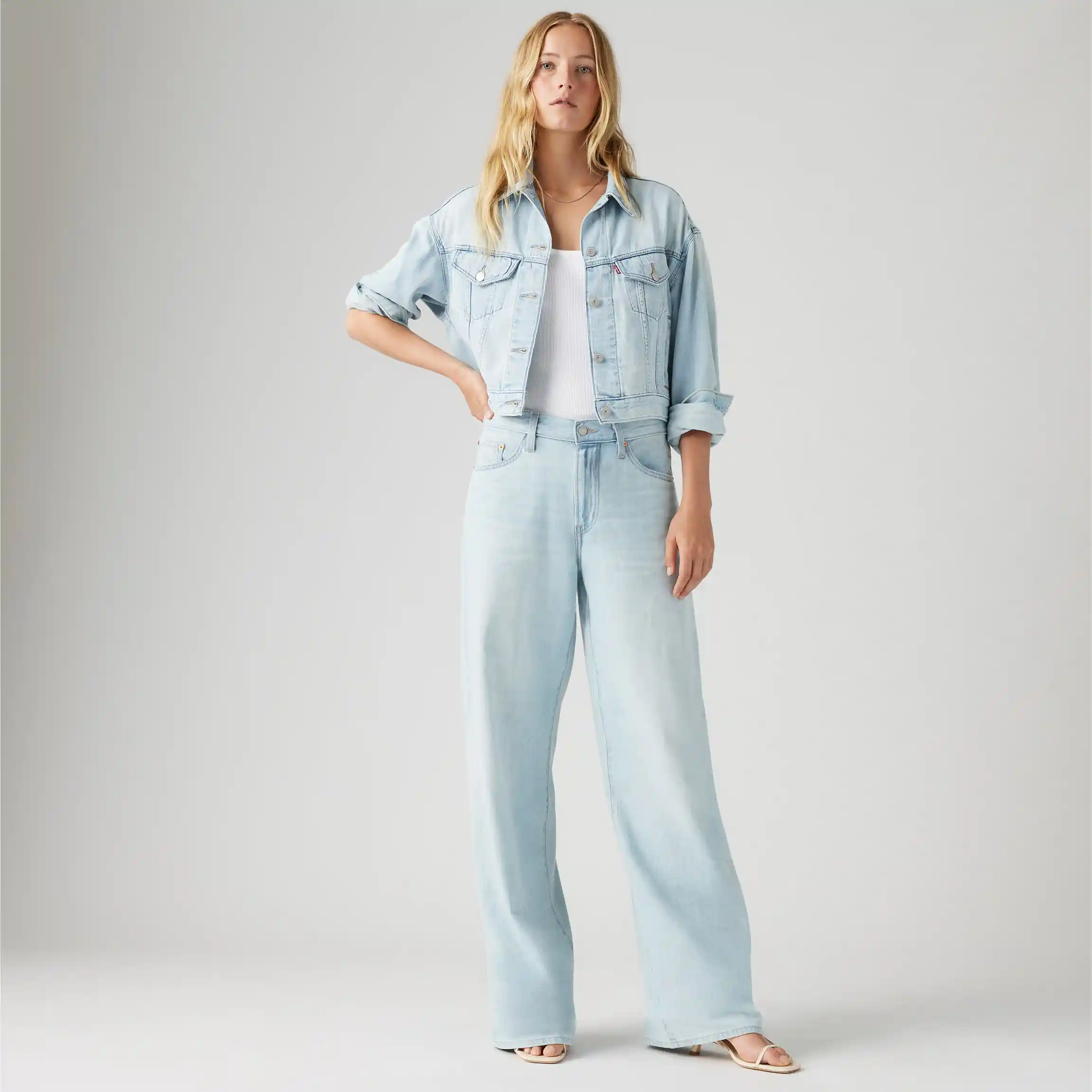 Levi's Womens XL Straight Denim, luxury trip - Image 3