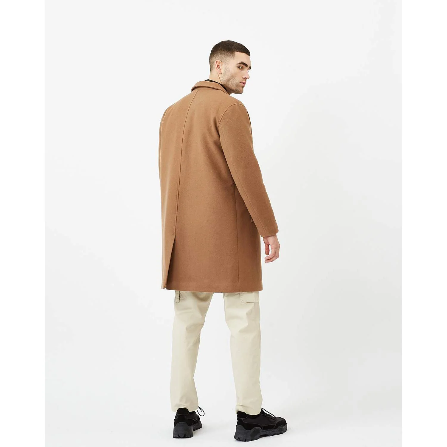 Minimum Assans coat - Image 3