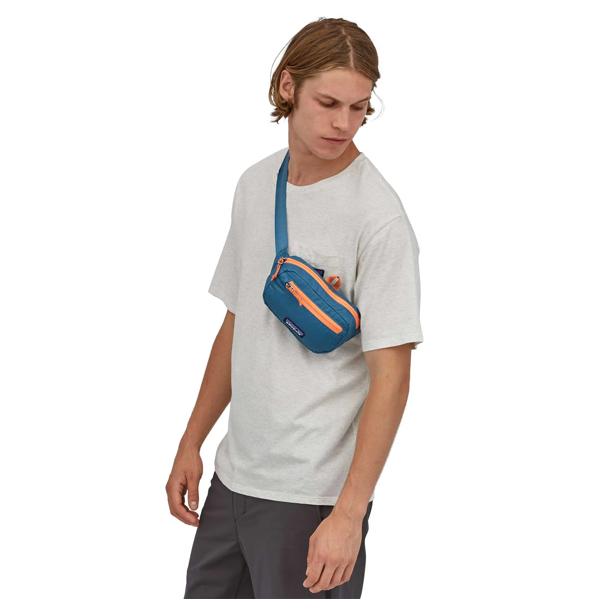 Patagonia Ultralight Black Hole Mini Hip Pack, Wavy Blue - Image 4