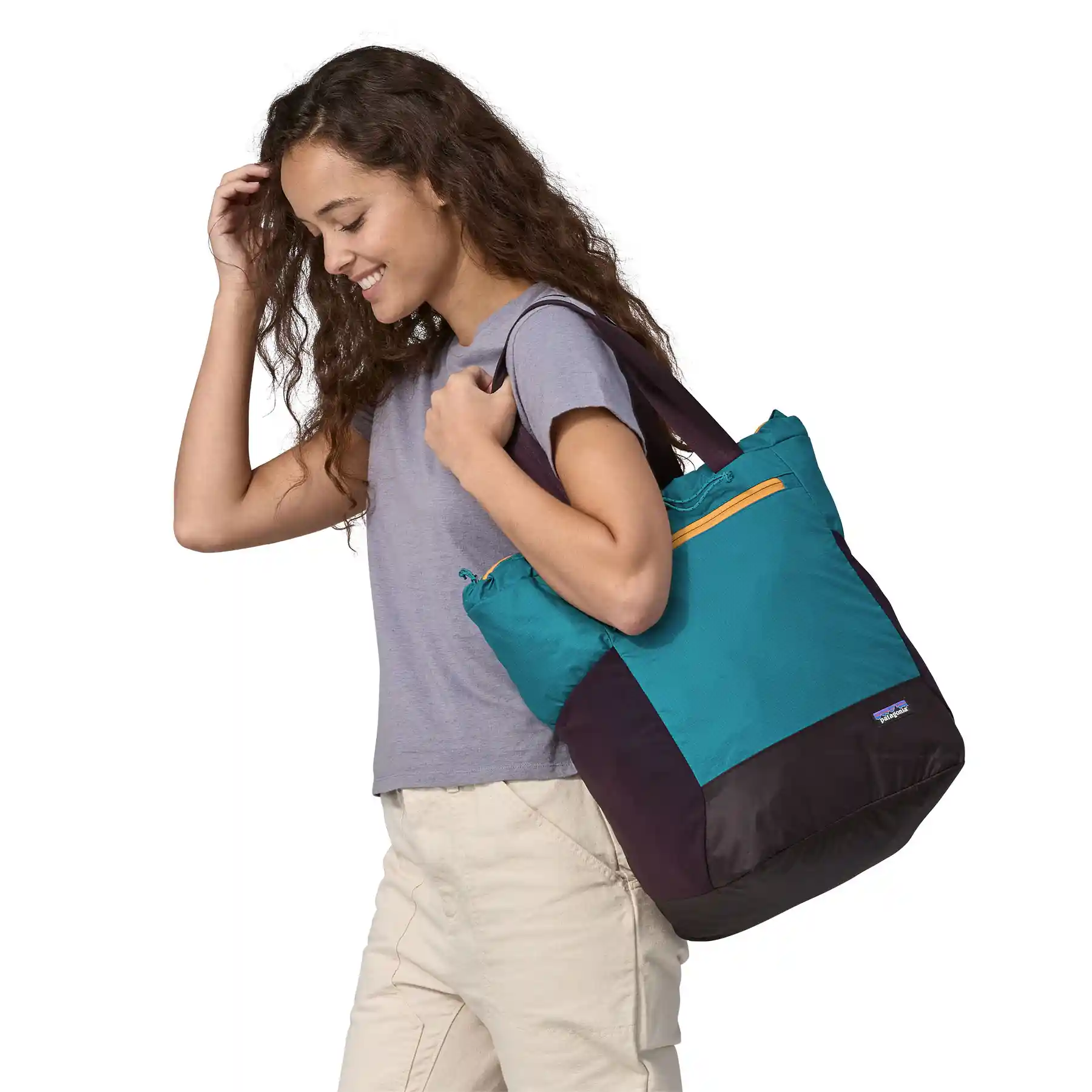 Patagonia Ultralight Black Hole Tote Pack, obsidian plum - Image 4