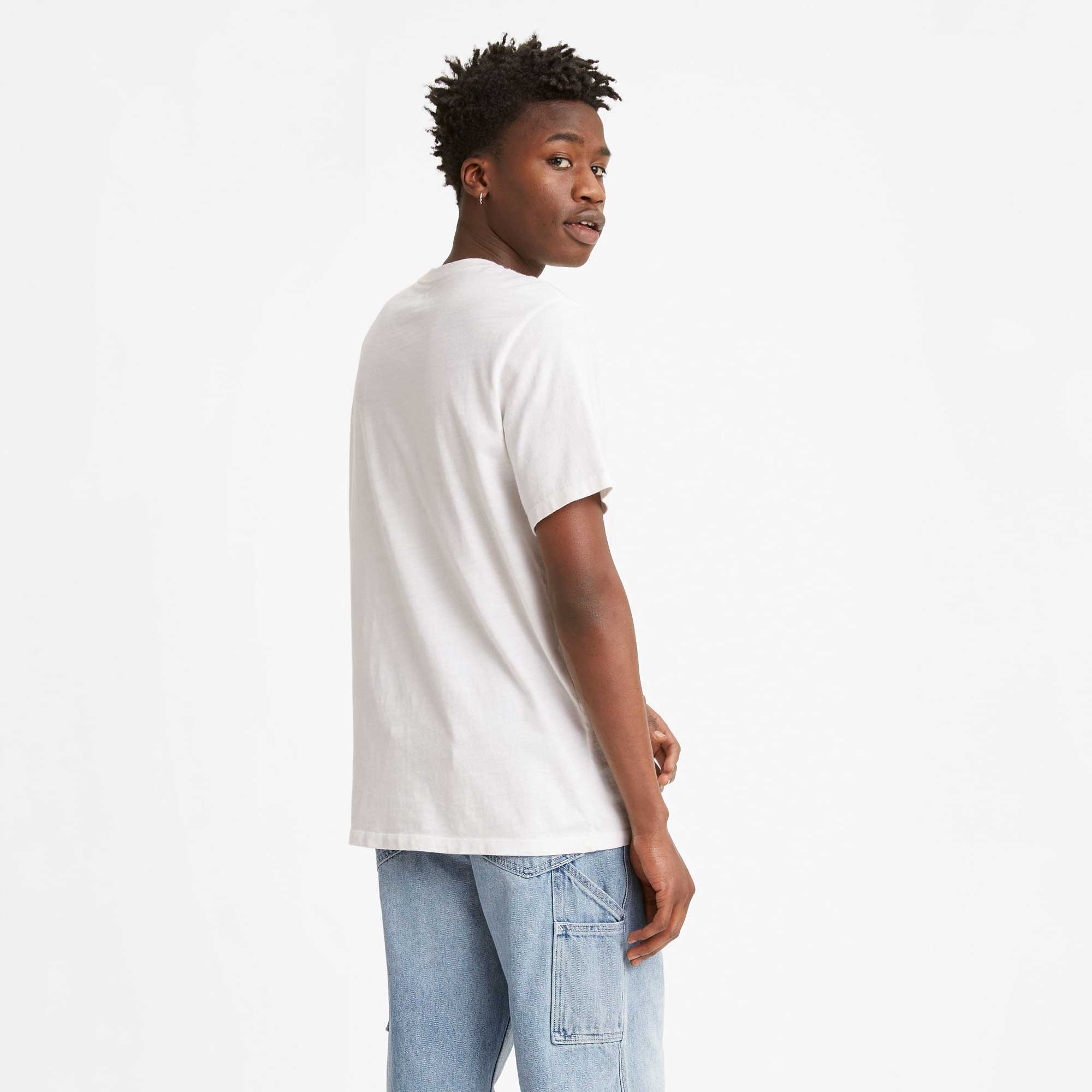 Levi's Relaxed Fit Pocket Tee - Image 3