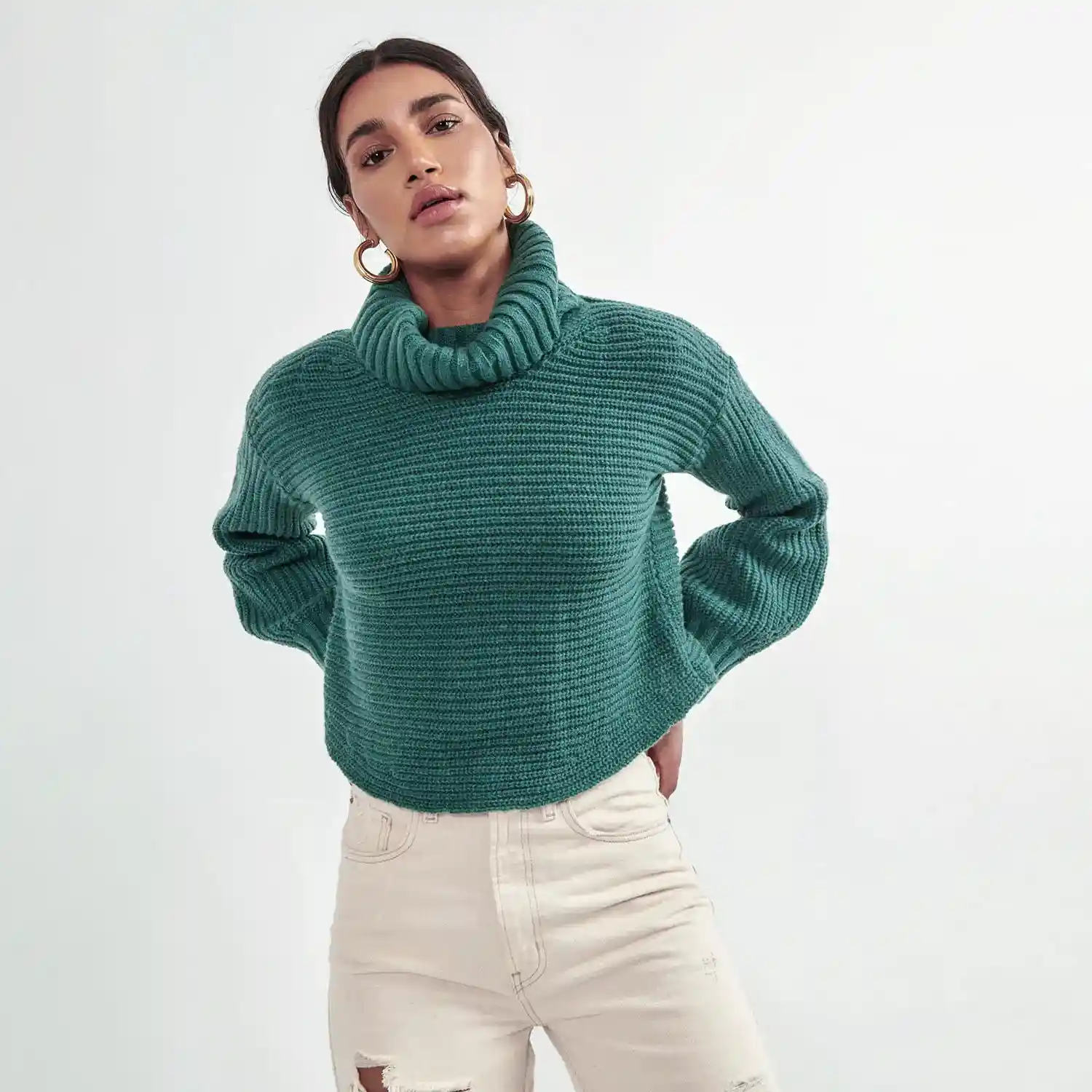 Womens Solid Oversized Turtle Neck Long Sleeve Sweater, pepper green