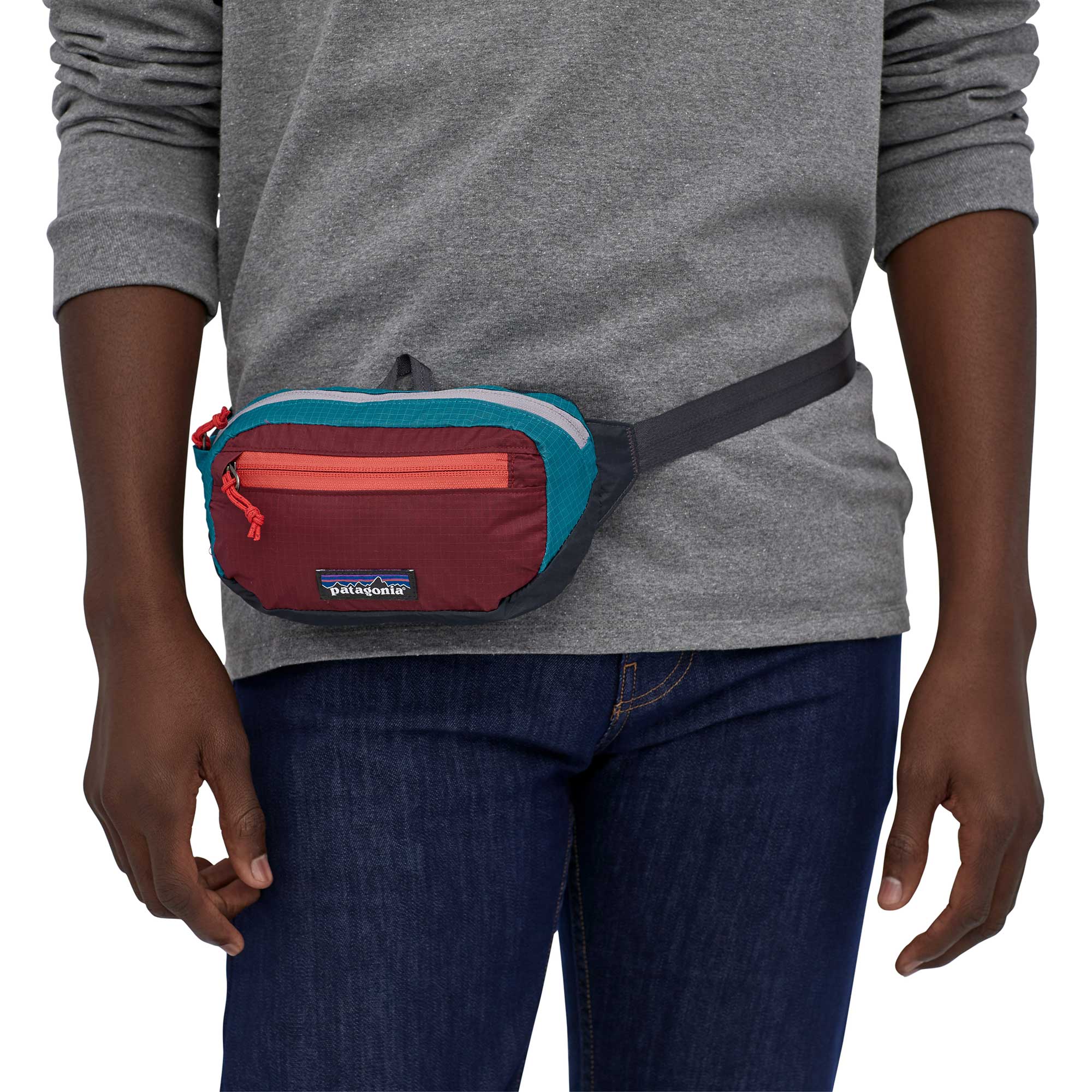 Patagonia Ultralight Black Hole® Mini Hip Pack - Image 3