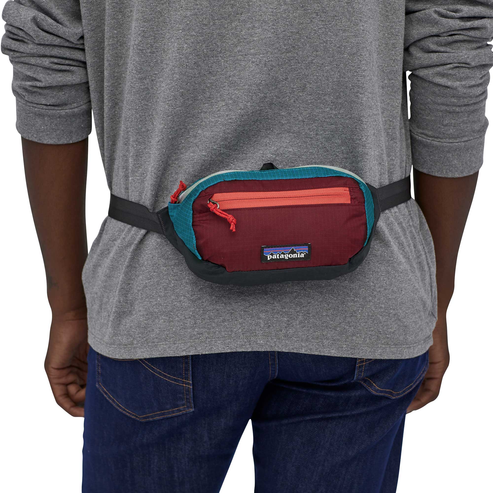 Patagonia Ultralight Black Hole® Mini Hip Pack - Image 4